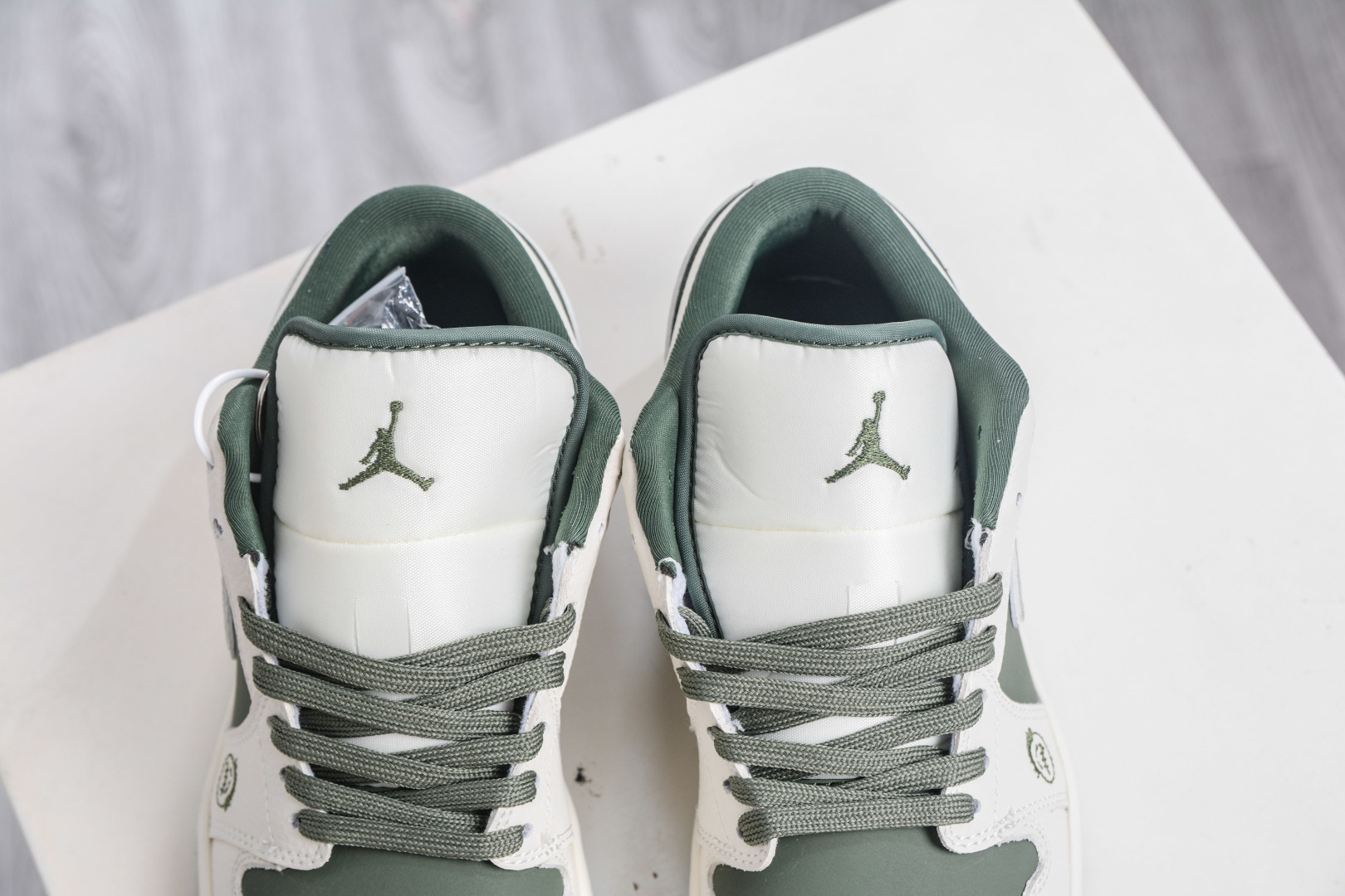 Air Jordan 1 Retro Low x Gucci Collab - White & Green Custom Sneakers 8 cmp i1757869040624 3486 0 7