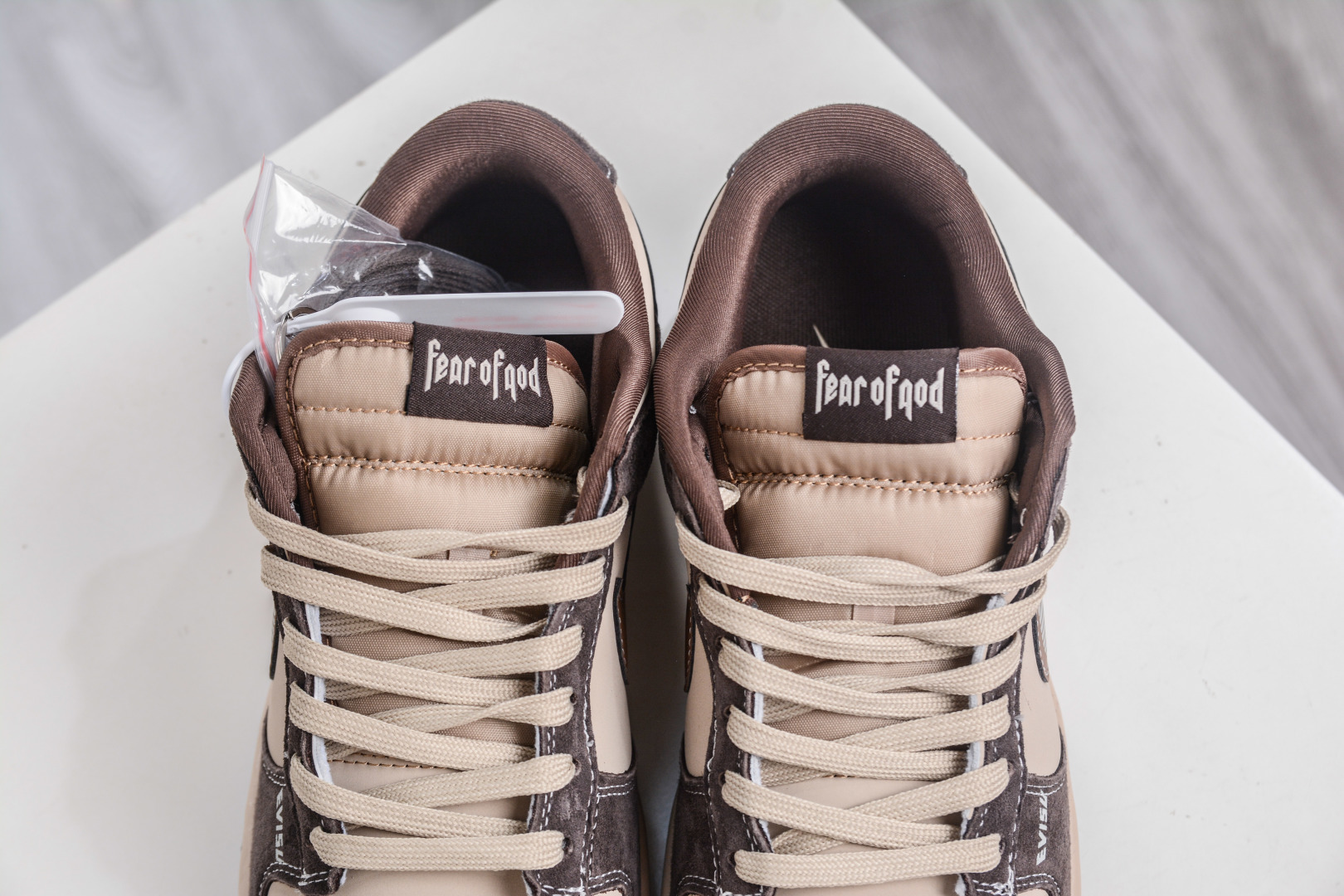 Nike SB Dunk Low x Fera Of God FOG Sneakers - Brown/Beige 8 cmp i1757869163485 2619 0 7
