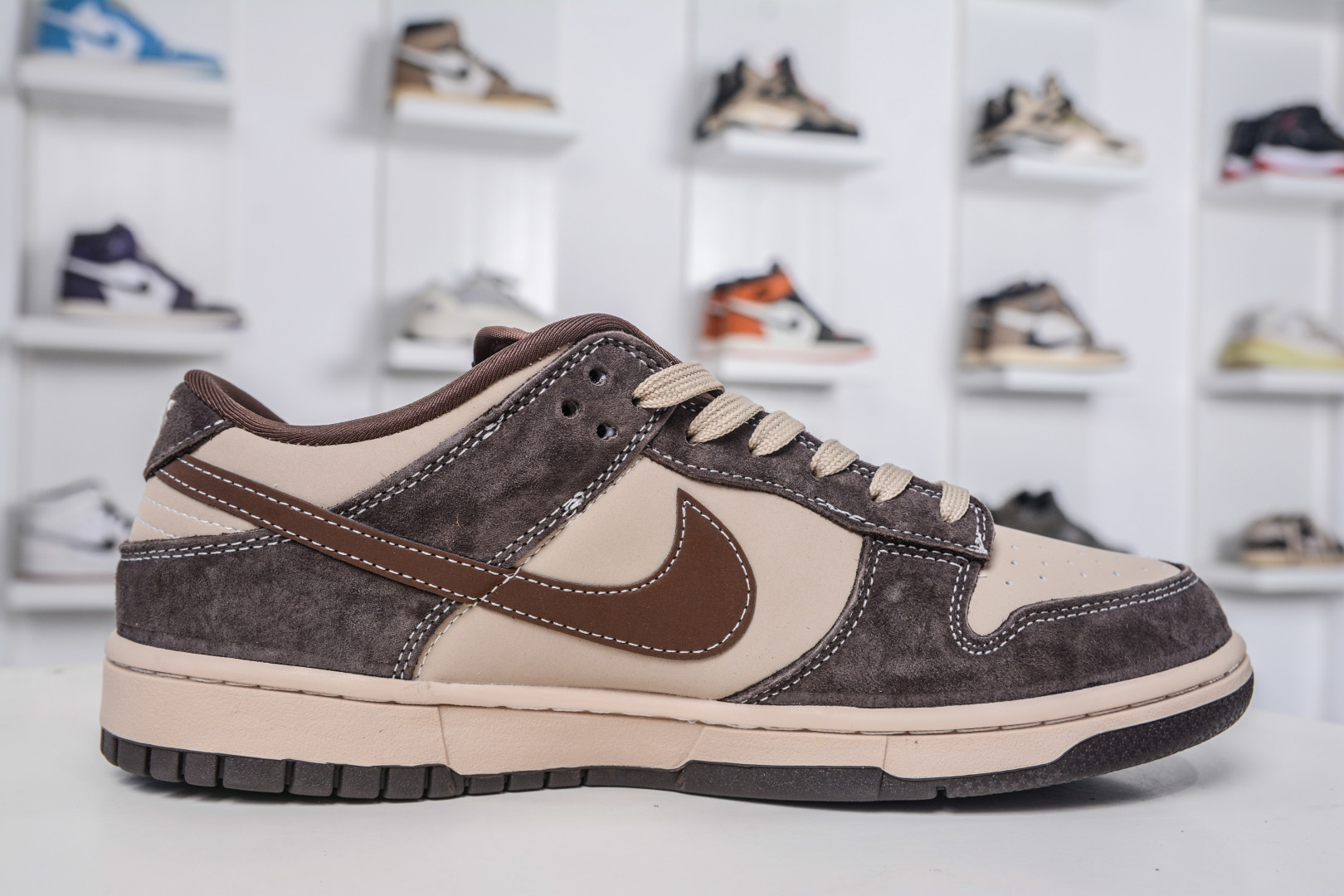 Nike SB Dunk Low x Fera Of God FOG Sneakers - Brown/Beige 3 cmp i1757869168051 4568 0 2