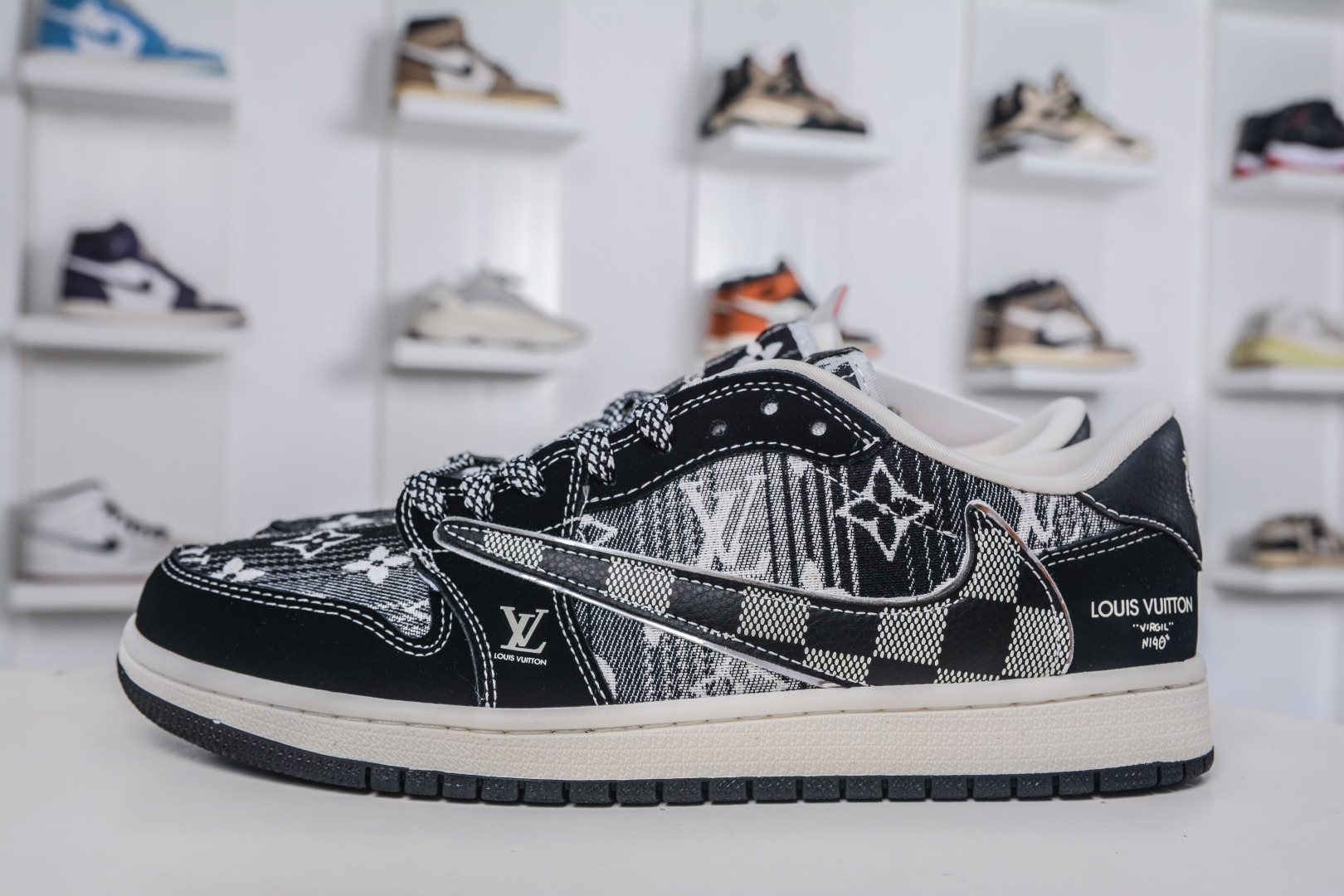TS x Air Jordan x Louis Vuitton Air Jordan 1 Low - Black Grey Canvas 2 cmp i1757869417306 5800 0 0