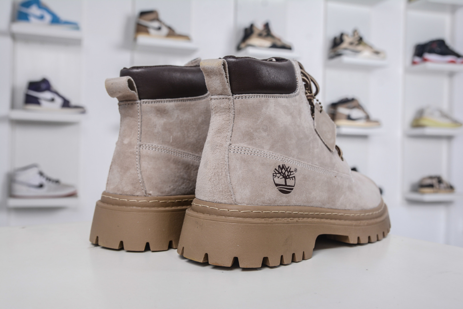 Timberland Men's Premium Waterproof Boot, Outdoor Ankle Boot, Beige Nubuck Leather 6 cmp i1757869592869 324 0 5