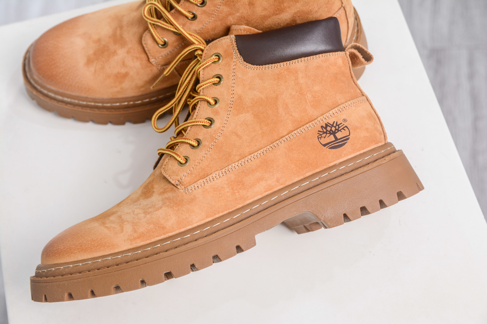 Timberland Outdoor Mid-Top Casual Yellow Boots - Premium Leather Comfort 7 cmp i1757869645599 9732 0 6