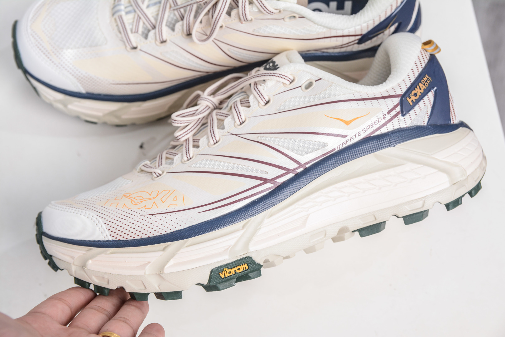 Hoka One One Mafate Speed 2 Low: Lightweight Trail Running Shoes for Outdoor 7 cmp i1757869951328 5191 0 6