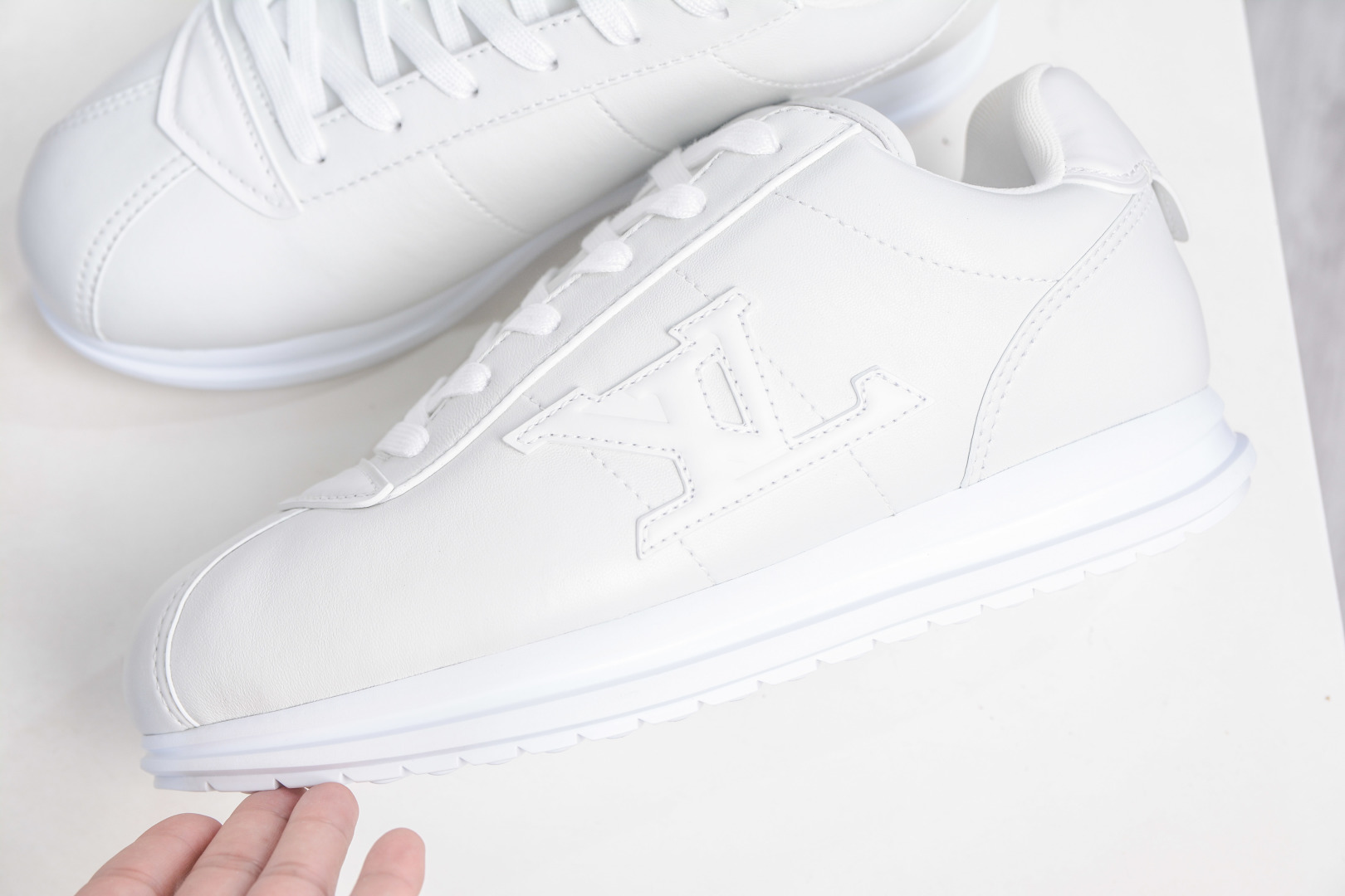 Louis Vuitton x Nigo Buttersoft White Leather Sneakers Athletic Shoes 8 cmp i1757870140673 7117 0 6