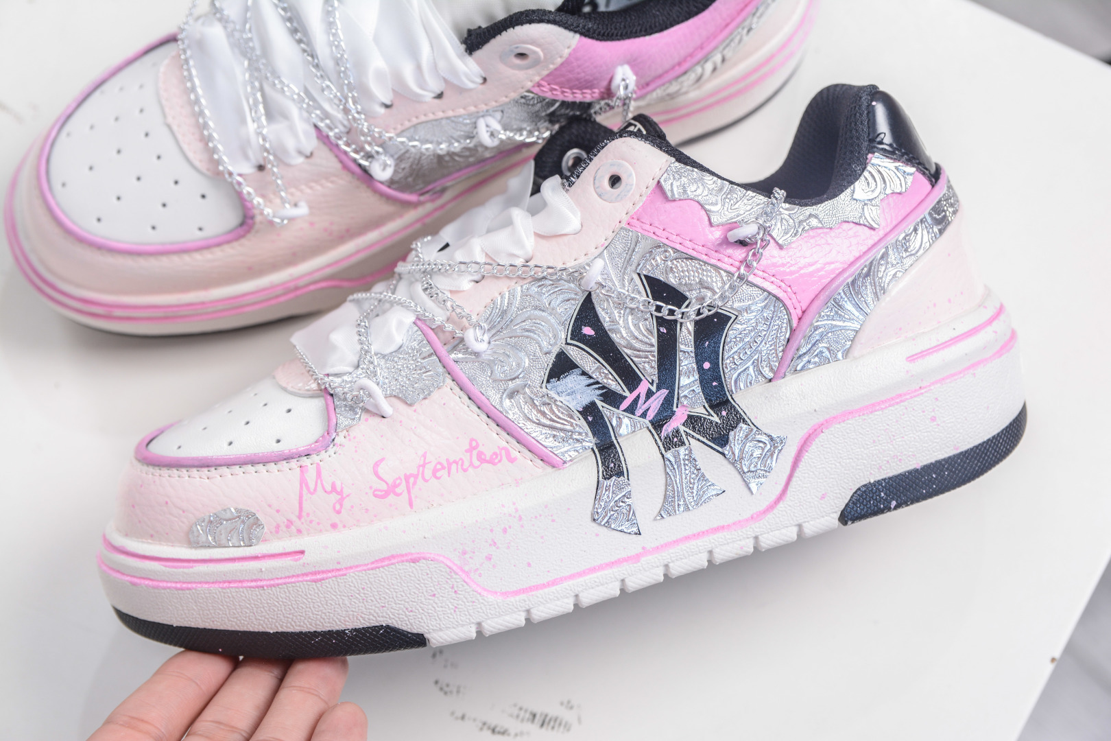 MLB Chunky Liner旷视星幻 幻舞梦境 涂鸦定制配色学长鞋系列 3ASXCA12N 50WHS-莆田鞋,莆田鞋货源,高仿鞋,高仿鞋货源,安福档口,莆田高仿鞋,莆田鞋批发,高仿鞋批发,莆田高仿运动鞋,高仿运动鞋,莆田运动鞋 MLB Chunky Liner旷视星幻 幻舞梦境 涂鸦定制配色学长鞋系列 3ASXCA12N 50WHS