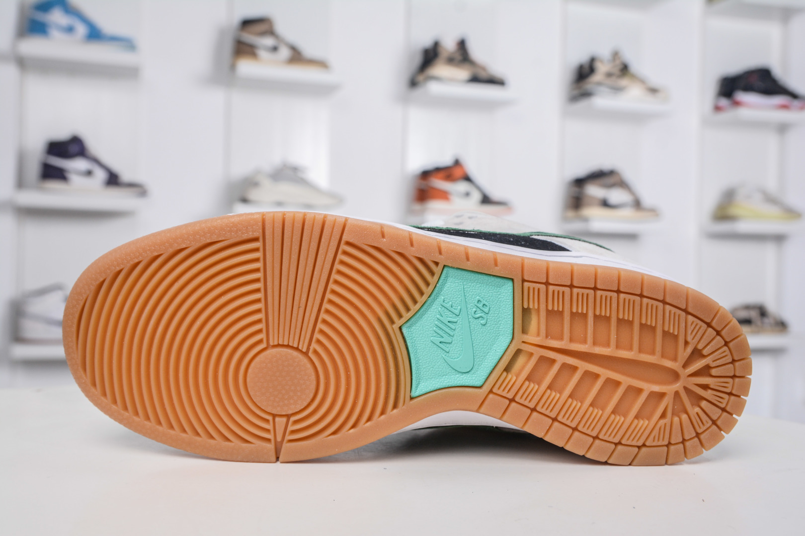 Nike SB Dunk Low Brown Black Green Premium Quality Sneakers HF3704-001 5 cmp i1757955014543 4911 0 4
