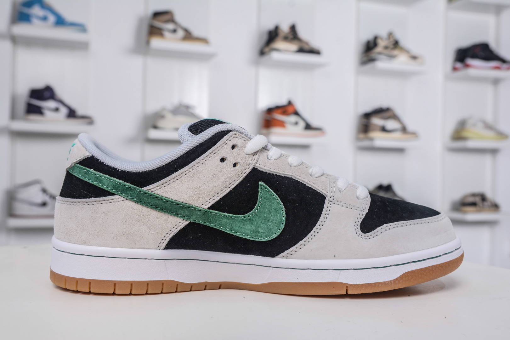 Nike SB Dunk Low Brown Black Green Premium Quality Sneakers HF3704-001 3 cmp i1757955014600 8571 0 2