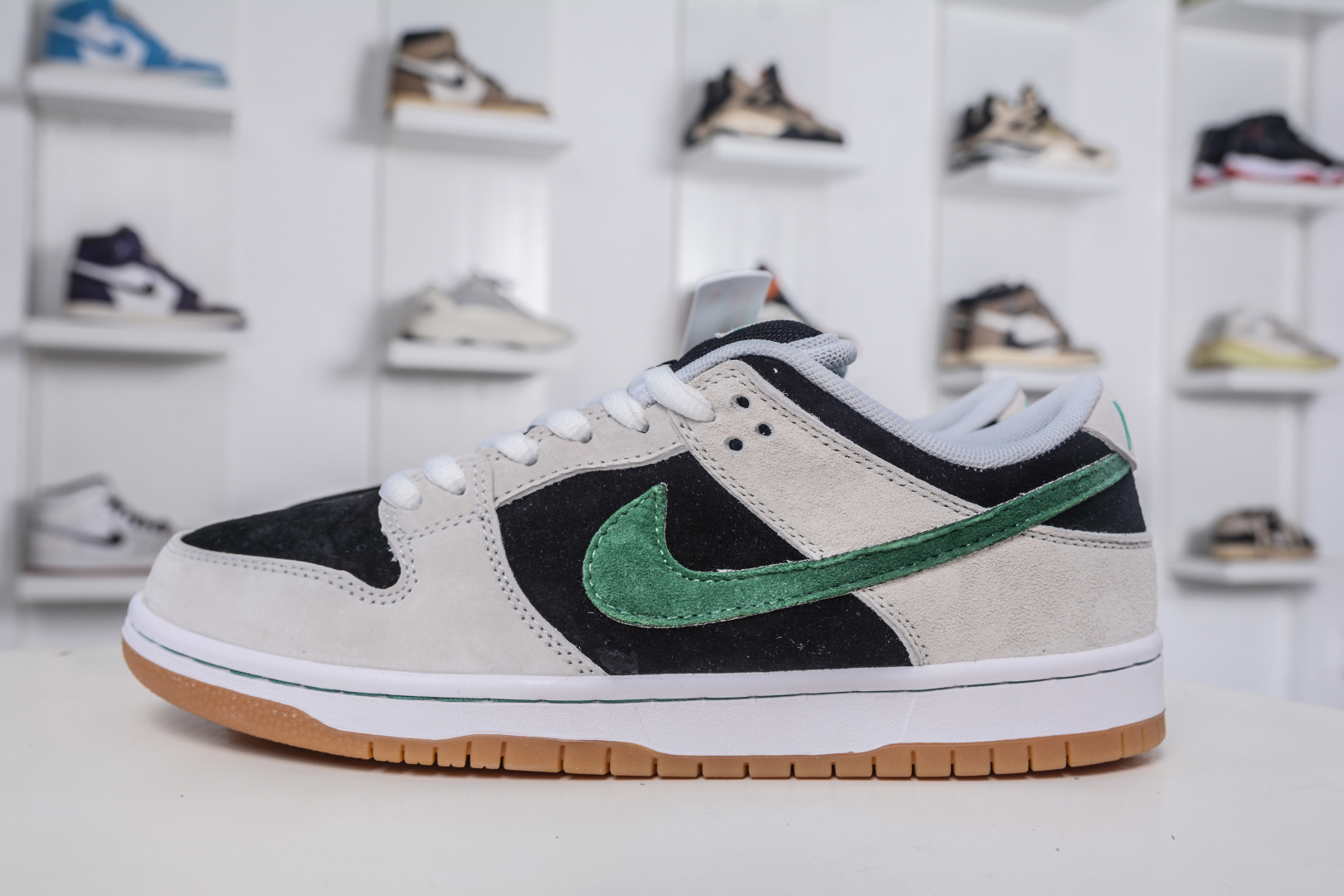 Nike SB Dunk Low Brown Black Green Premium Quality Sneakers HF3704-001 1 cmp i1757955015962 8724 0 0