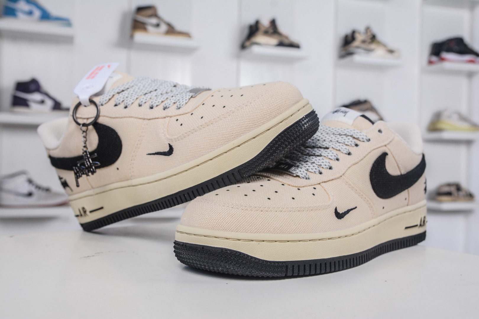 Nike Air Force 1 Low 07 x Stussy Collab Cream/Black Canvas Sneakers 5 cmp i1757955174750 8996 0 3