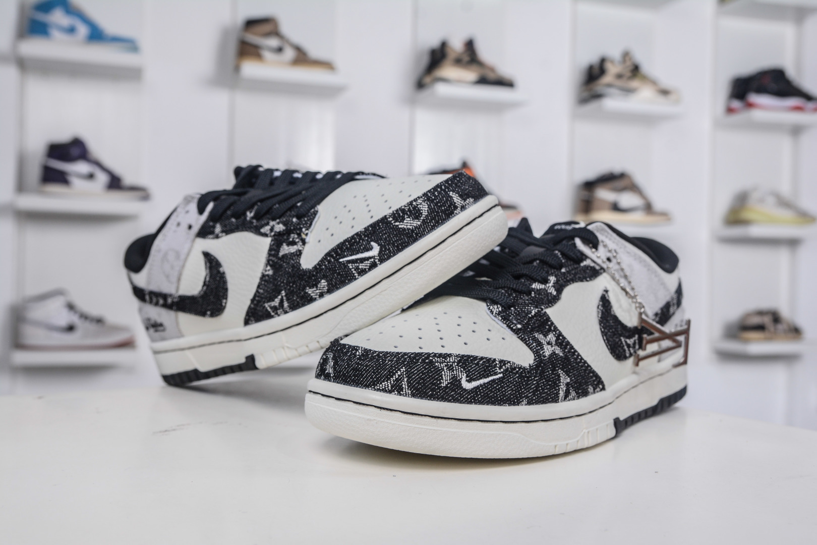 Nike SB Dunk Low x Louis Vuitton Black Gray Denim Sneakers 5 cmp i1757955378769 1789 0 3
