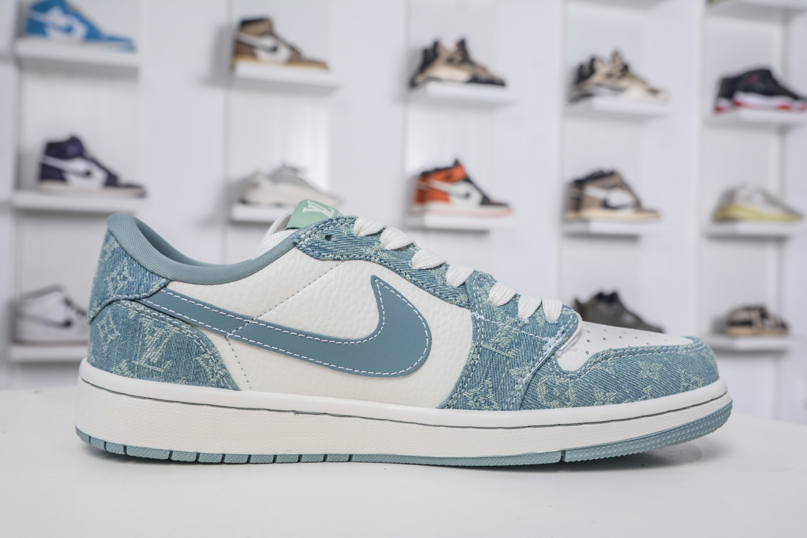 TS x Air Jordan x Louis Vuitton Air Jordan 1 Low - Blue Denim 3 cmp i1757955526791 5123 0 2