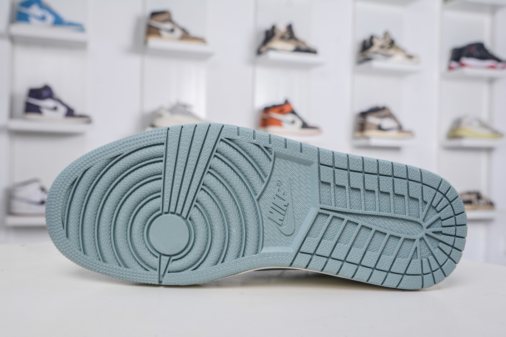 TS x Air Jordan x Louis Vuitton Air Jordan 1 Low - Blue Denim 5 cmp i1757955526797 6643 0 4