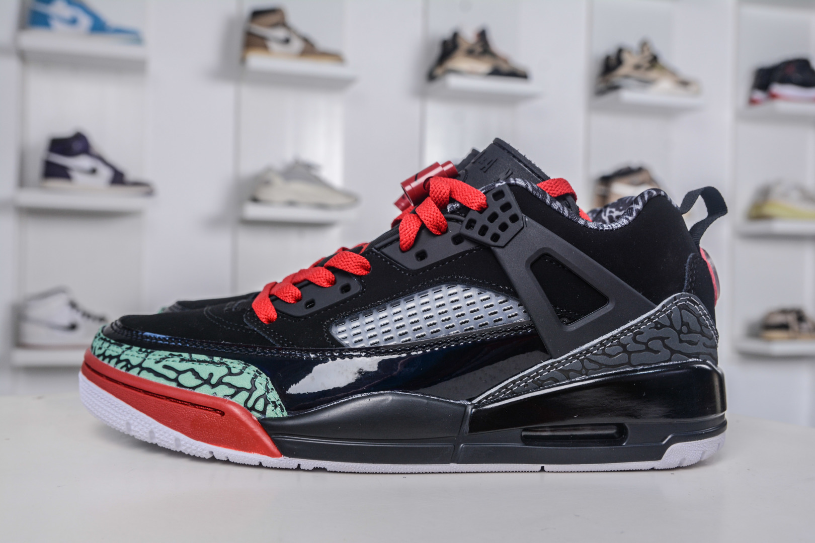 Jordan Spizike Low Retro Basketball Shoes - Iconic Design, Modern Comfort 1 cmp i1757955646570 4917 0 0