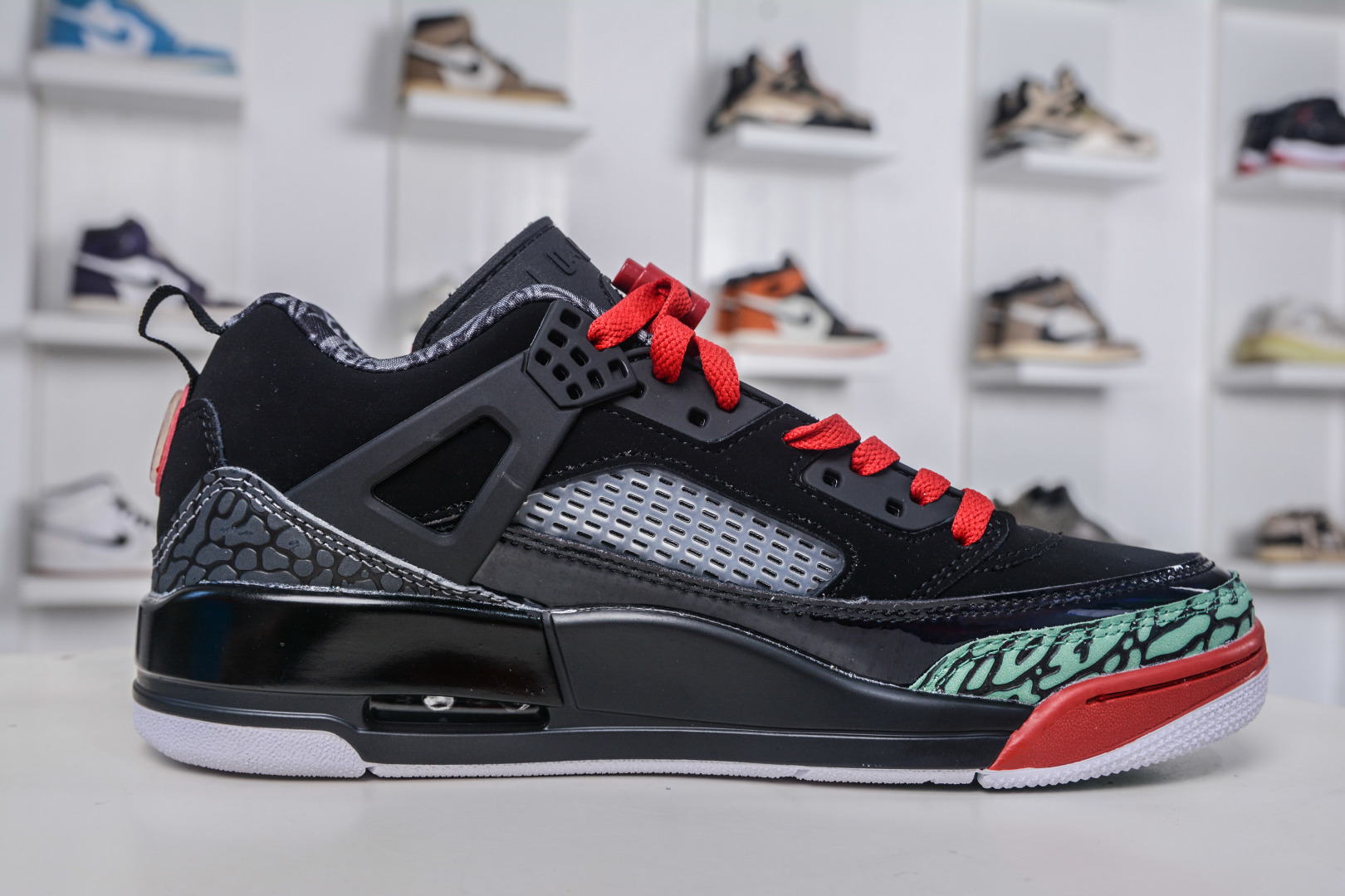 Jordan Spizike Low Retro Basketball Shoes - Iconic Design, Modern Comfort 3 cmp i1757955648326 5615 0 2