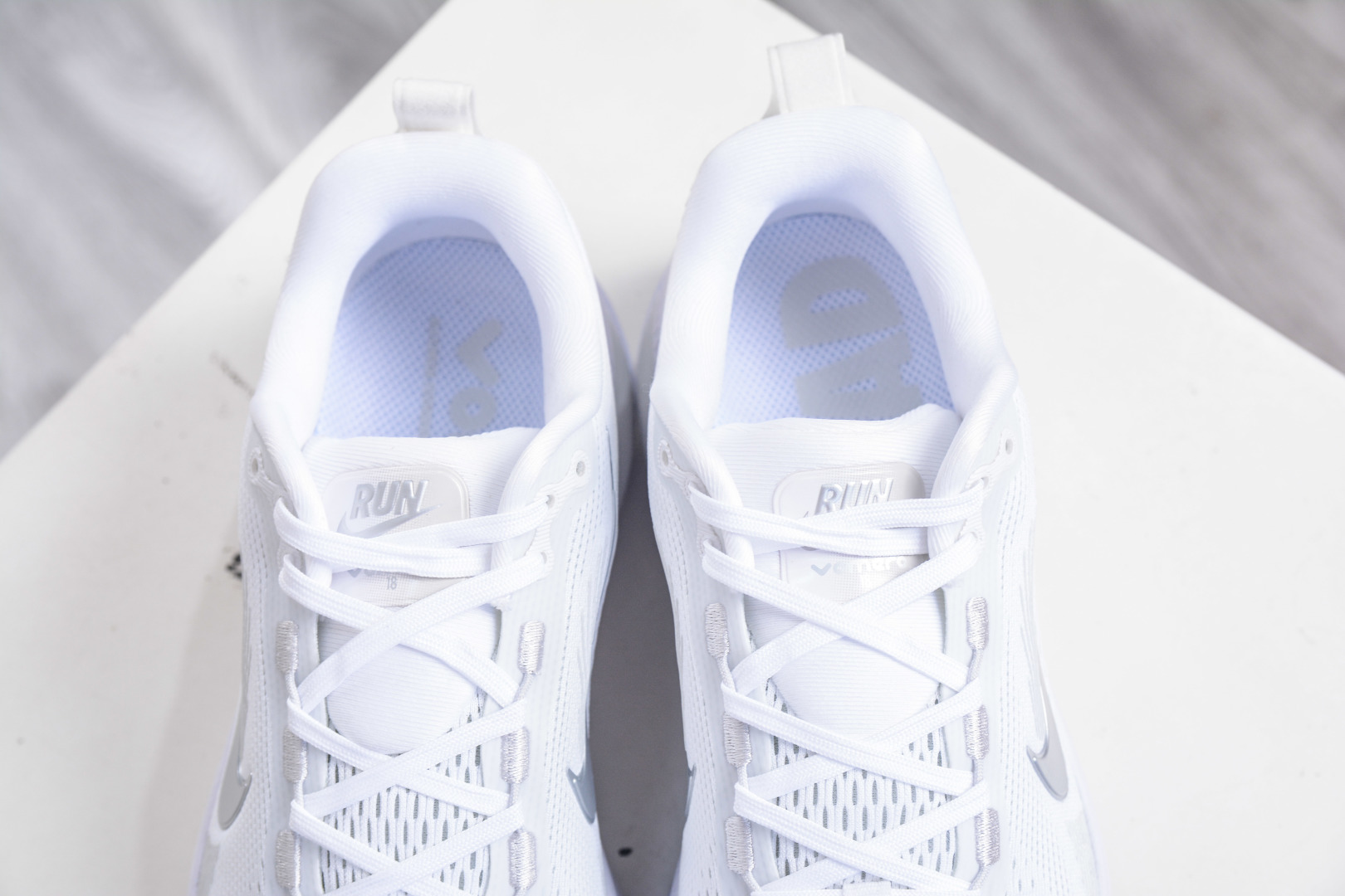 Nike Vomero 18: Stylish, Comfortable, and Durable Running & Training Shoe 9 cmp i1757955996919 6261 0 7