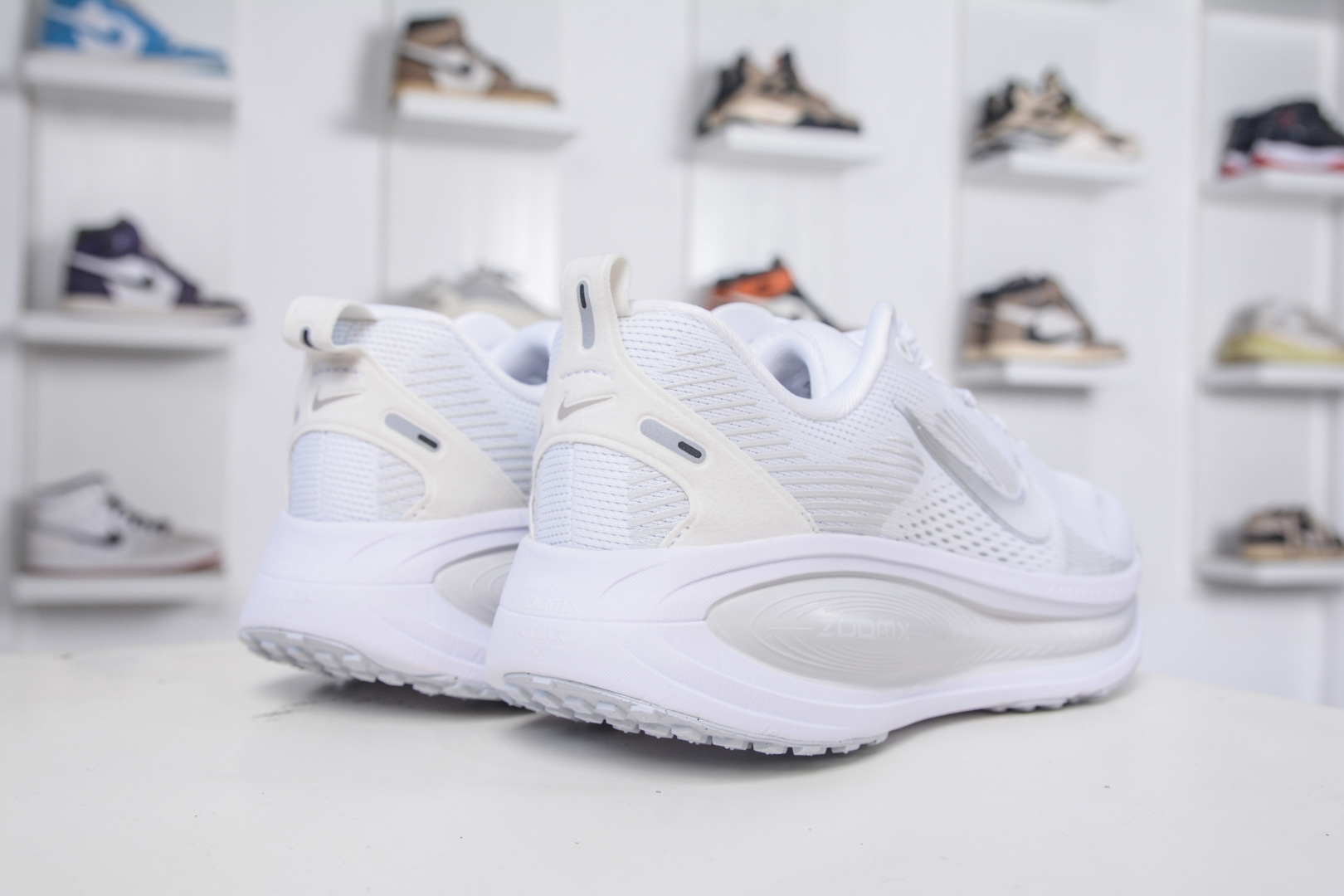 Nike Vomero 18: Stylish, Comfortable, and Durable Running & Training Shoe 7 cmp i1757955997865 8411 0 5