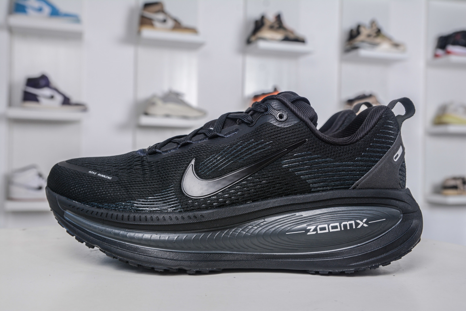 Nike Vomero 18: Stylish, Comfortable, and Durable Running & Training Shoes 2 cmp i1757956059125 4992 0 0