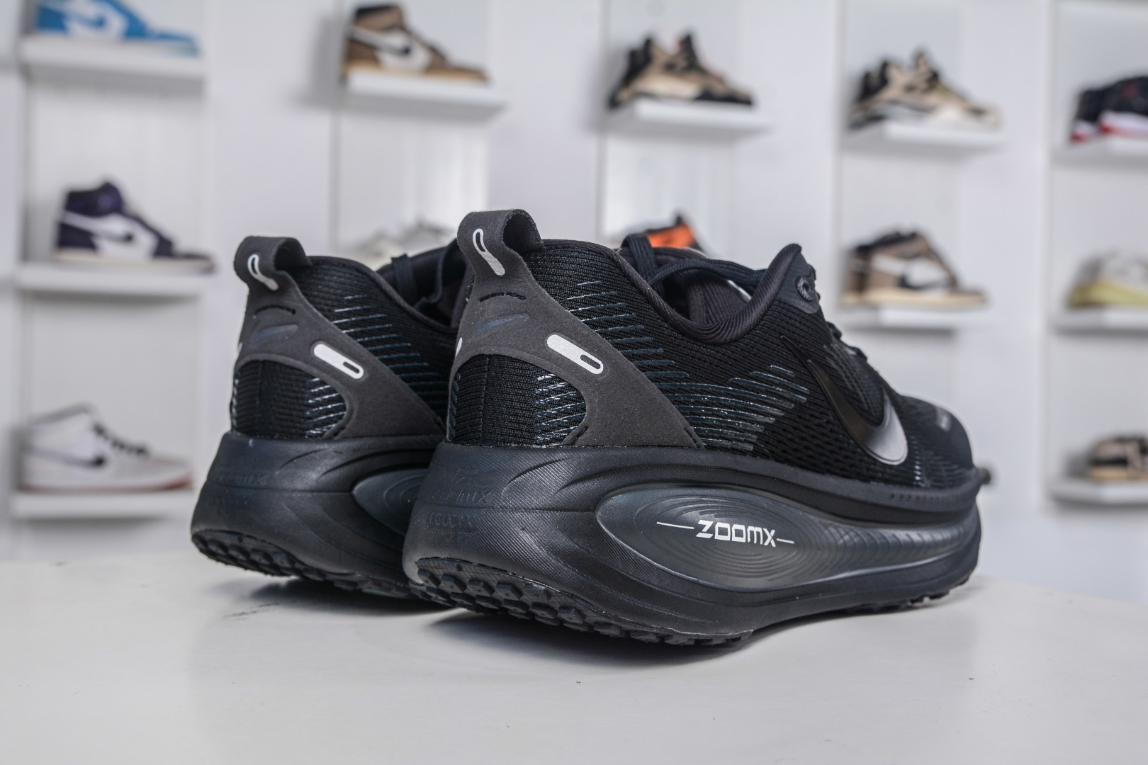 Nike Vomero 18: Stylish, Comfortable, and Durable Running & Training Shoes 7 cmp i1757956061025 5570 0 5
