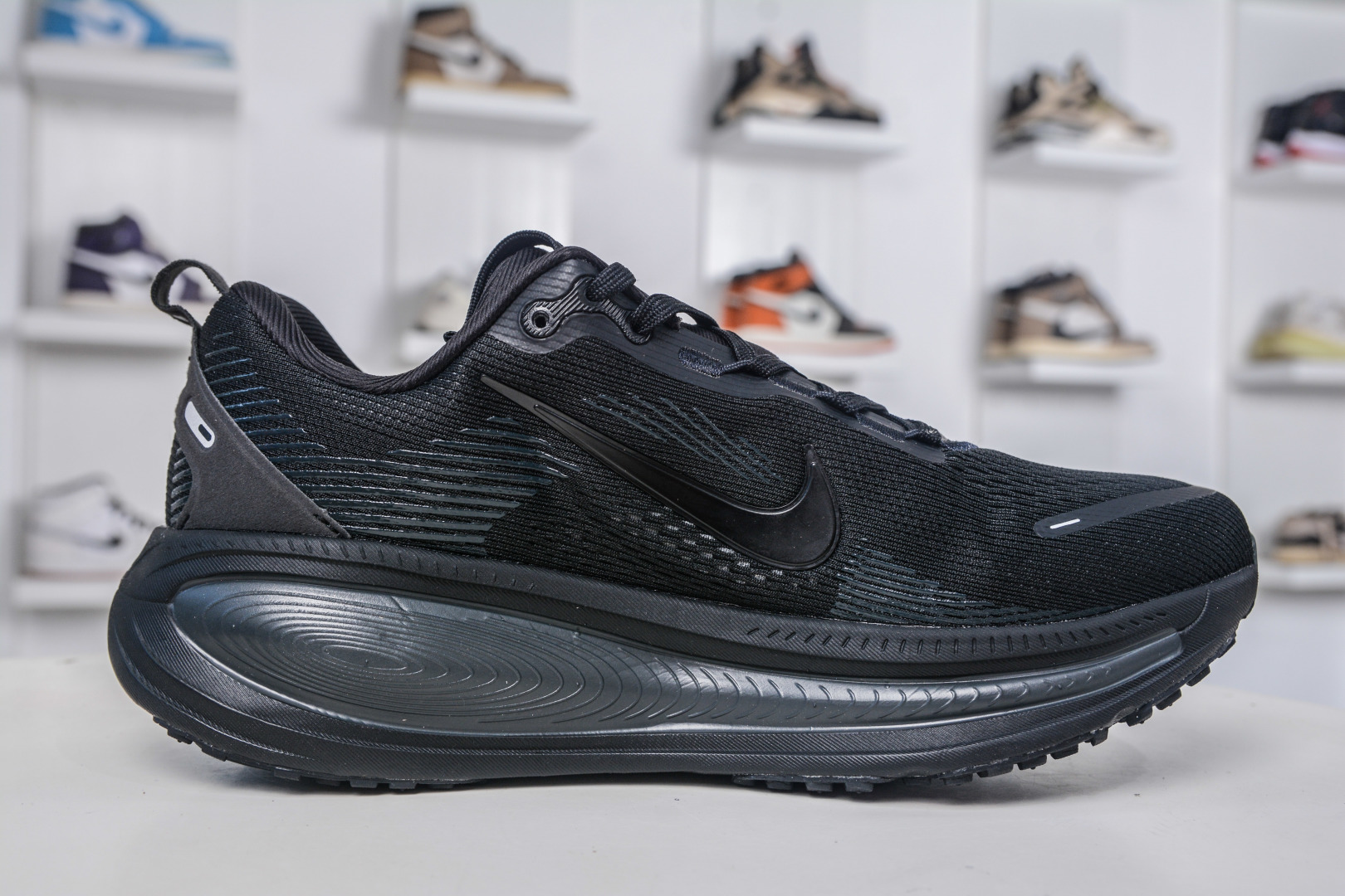 Nike Vomero 18: Stylish, Comfortable, and Durable Running & Training Shoes 4 cmp i1757956061027 3086 0 2