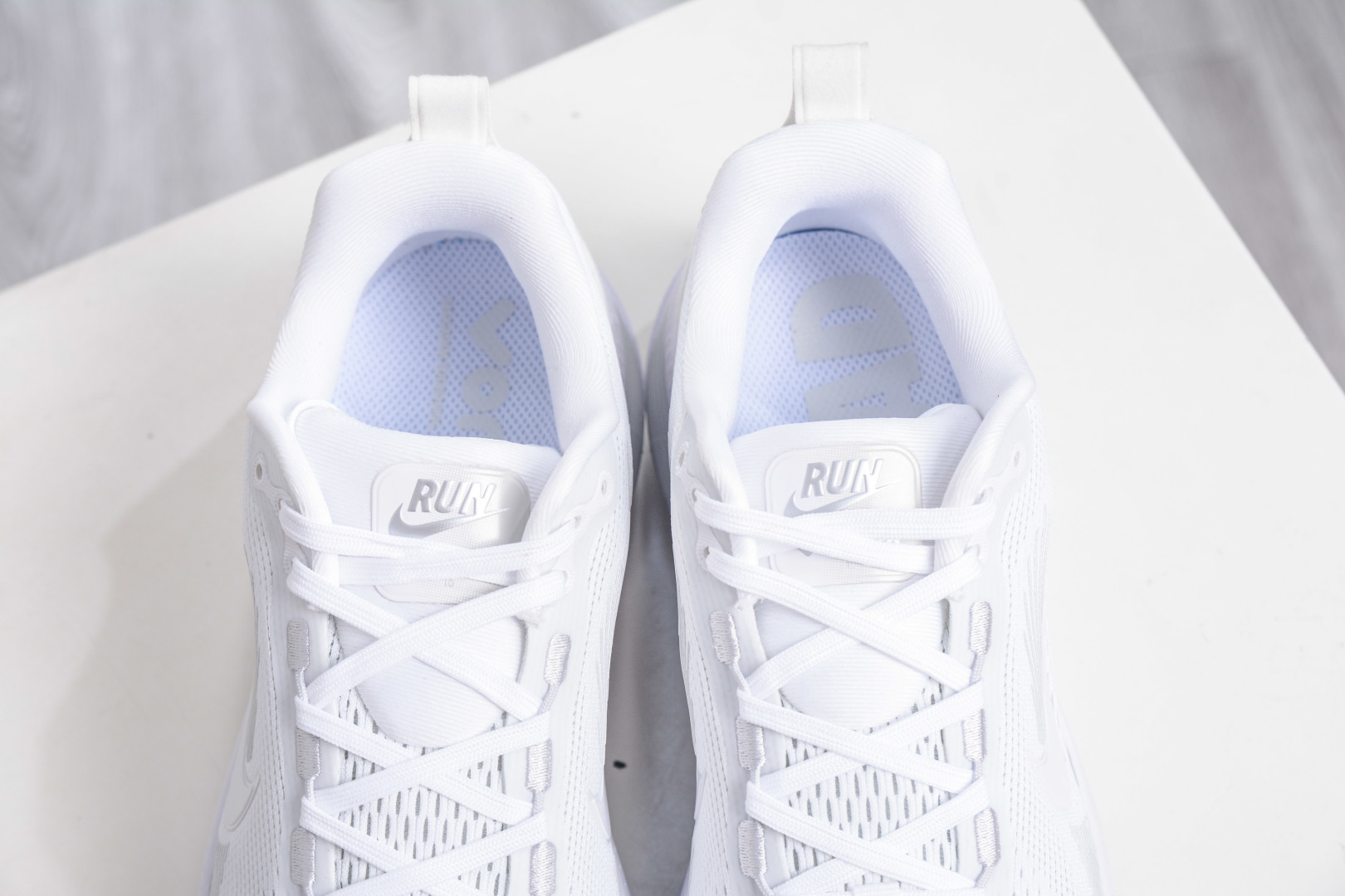 Nike Vomero 18: Stylish, Comfortable, and Durable Running Shoes for Everyday 8 cmp i1757956111261 7498 0 7