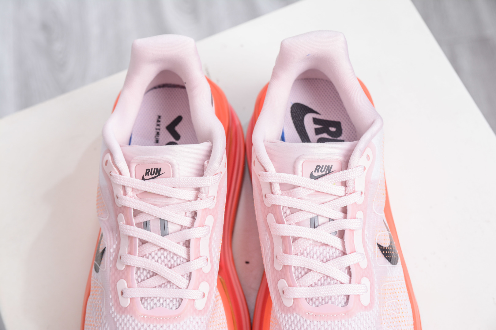 Nike Air Zoom Pegasus Premium Running Shoes - Full-Length Air Cushion 8 cmp i1758039396691 4444 0 7