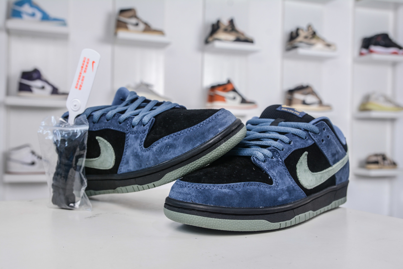 Nike Dunk SB 'Dust Noir' Sneakers - Premium Quality & Comfort, Size 36-45 4 cmp i1758039486186 9540 0 3