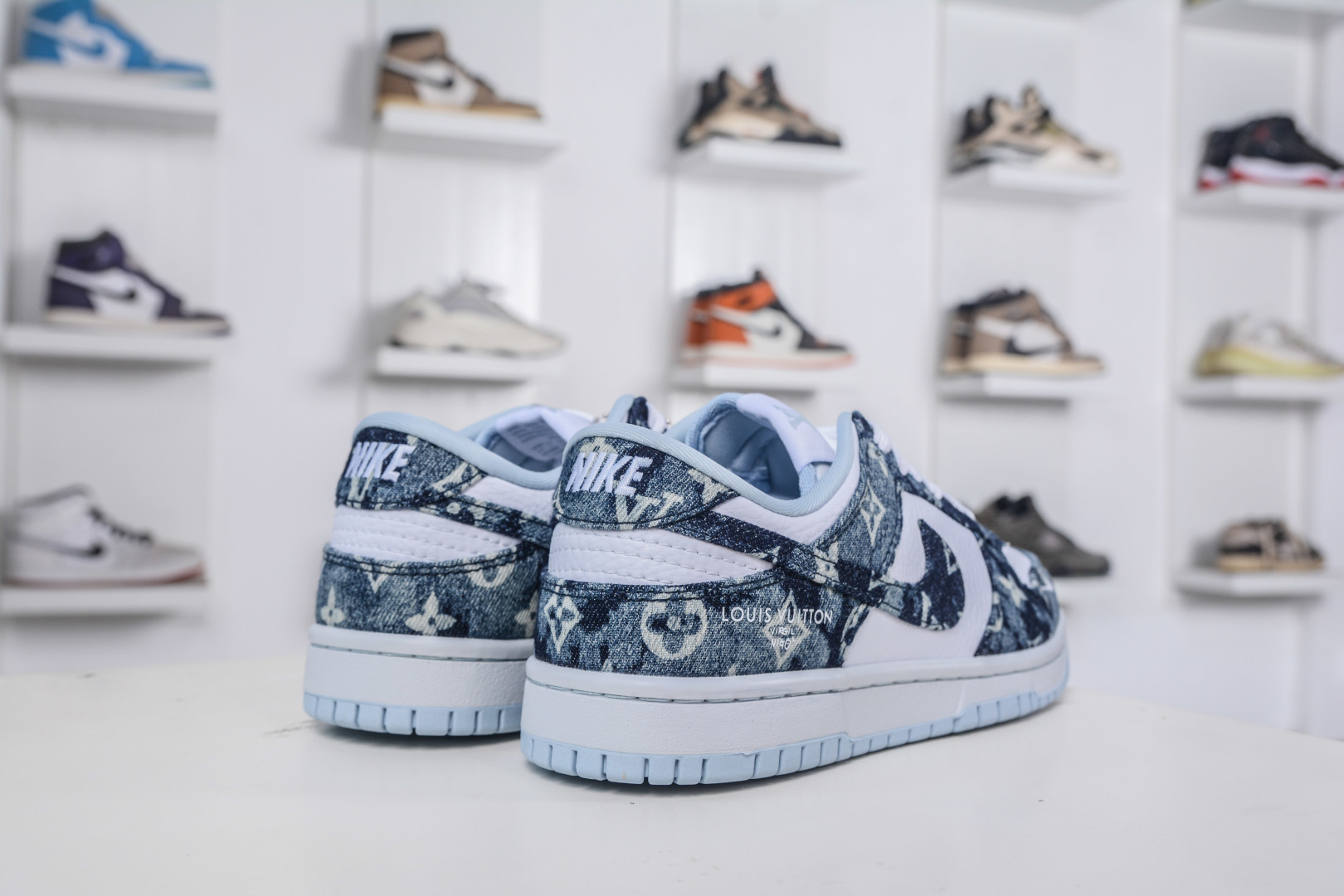 Nike SB Dunk Low x Louis Vuitton Denim, Fashionable and Comfortable Sneaker 7 cmp i1758039691686 289 0 5