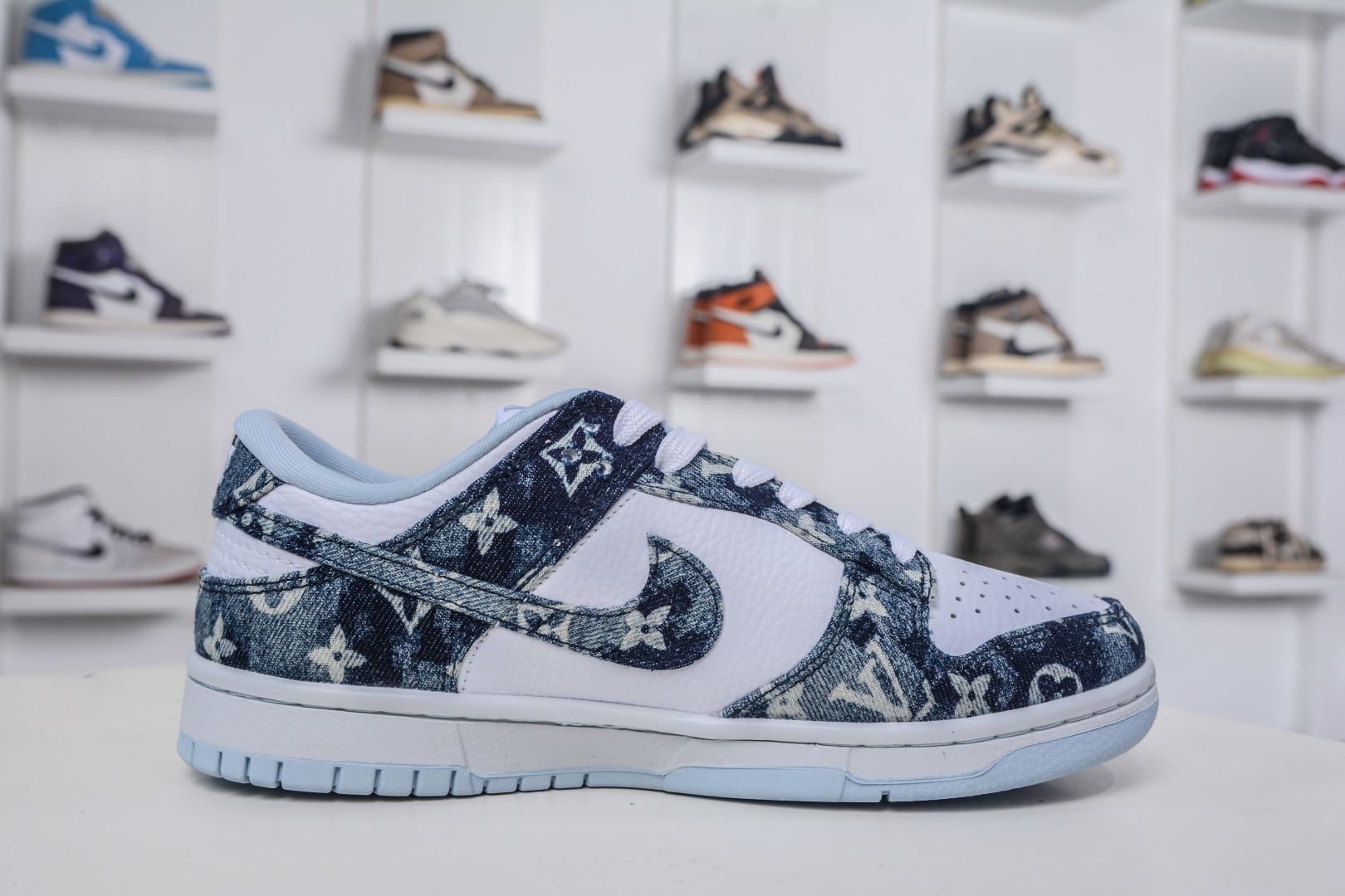 Nike SB Dunk Low x Louis Vuitton Denim, Fashionable and Comfortable Sneaker 4 cmp i1758039694346 7072 0 2