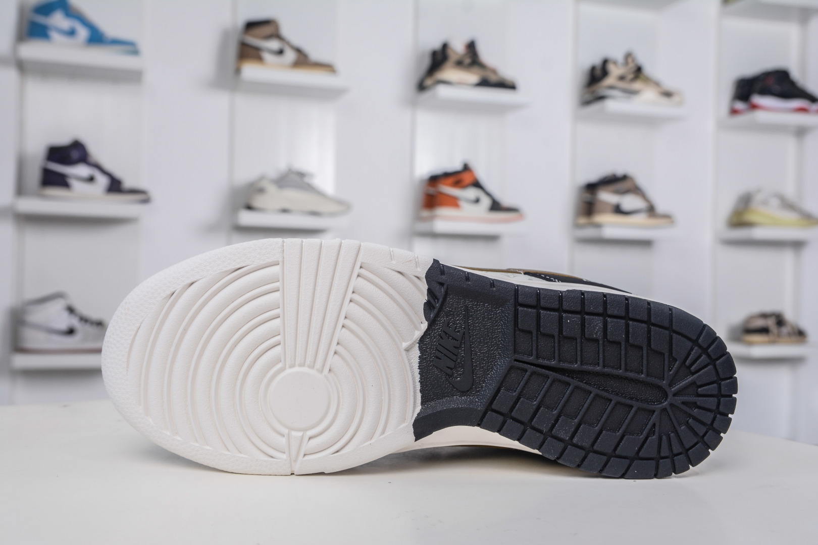 Nike SB Dunk Low x Louis Vuitton Collab Black White Brown, Premium Quality 6 cmp i1758039921028 7431 0 4