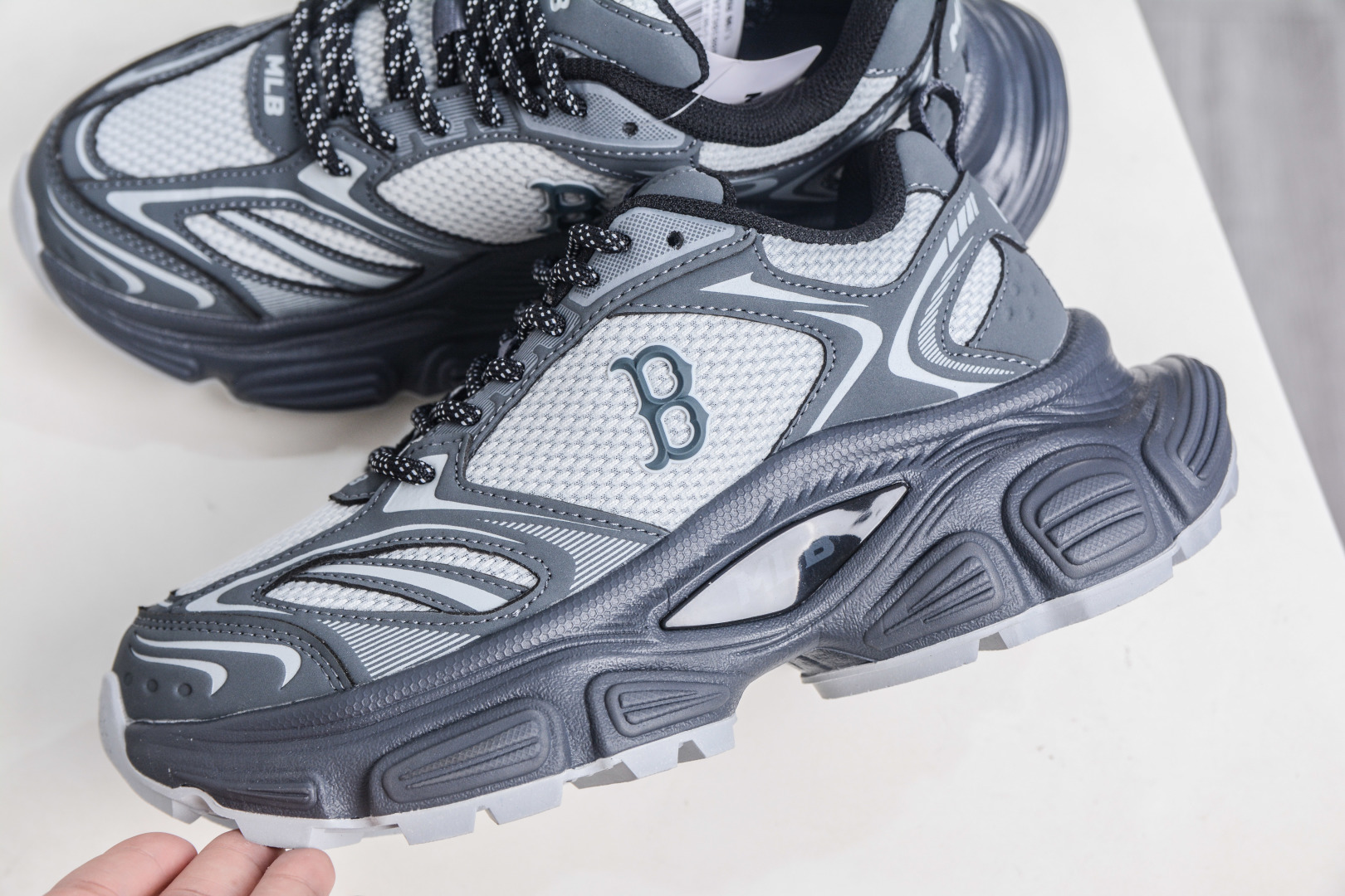 MLB Curve Runner Mono Mesh New York Yankees Fashion Chunky Sneakers 8 cmp i1758040187195 6484 0 6