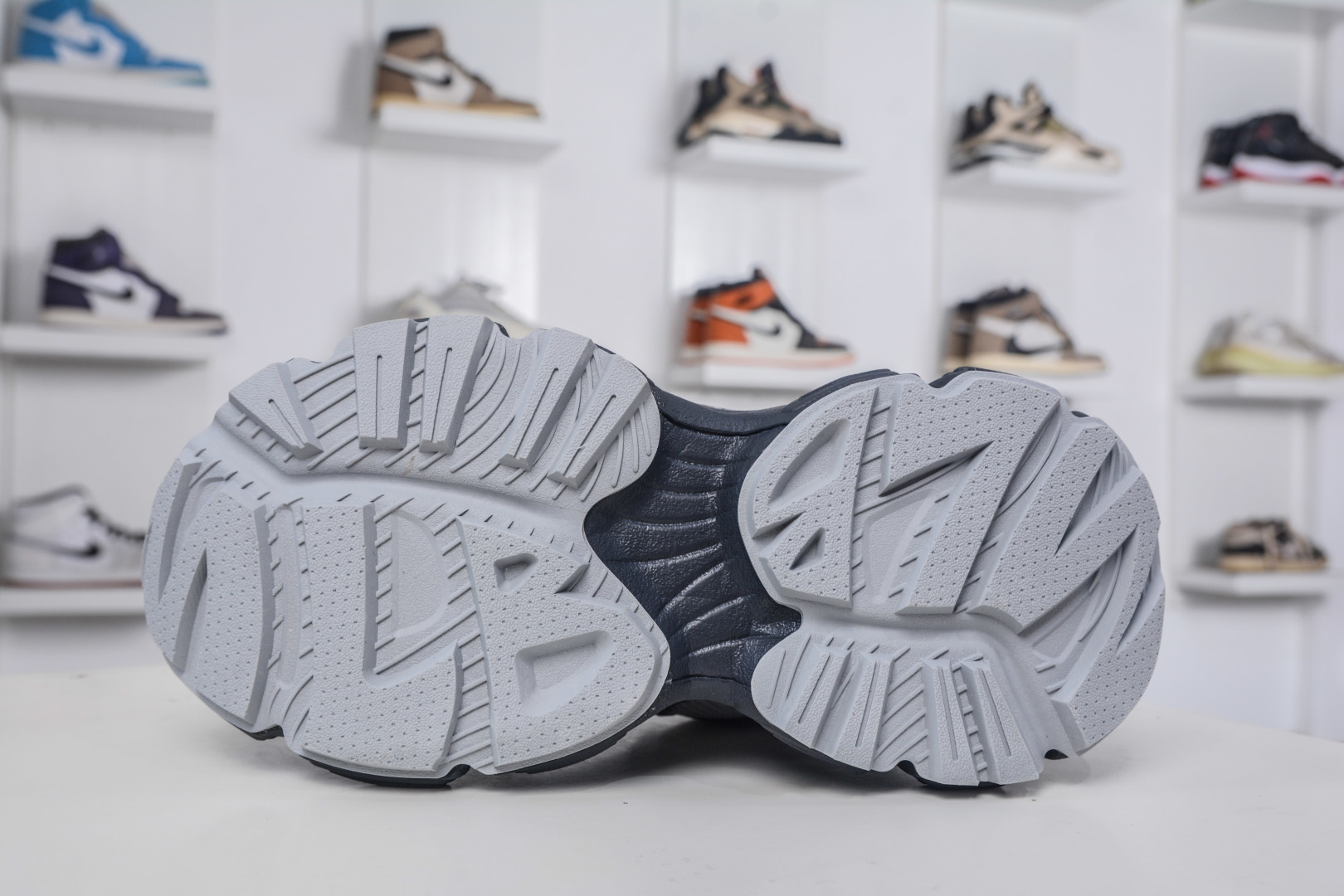 MLB Curve Runner Mono Mesh New York Yankees Fashion Chunky Sneakers 6 cmp i1758040187197 4928 0 4