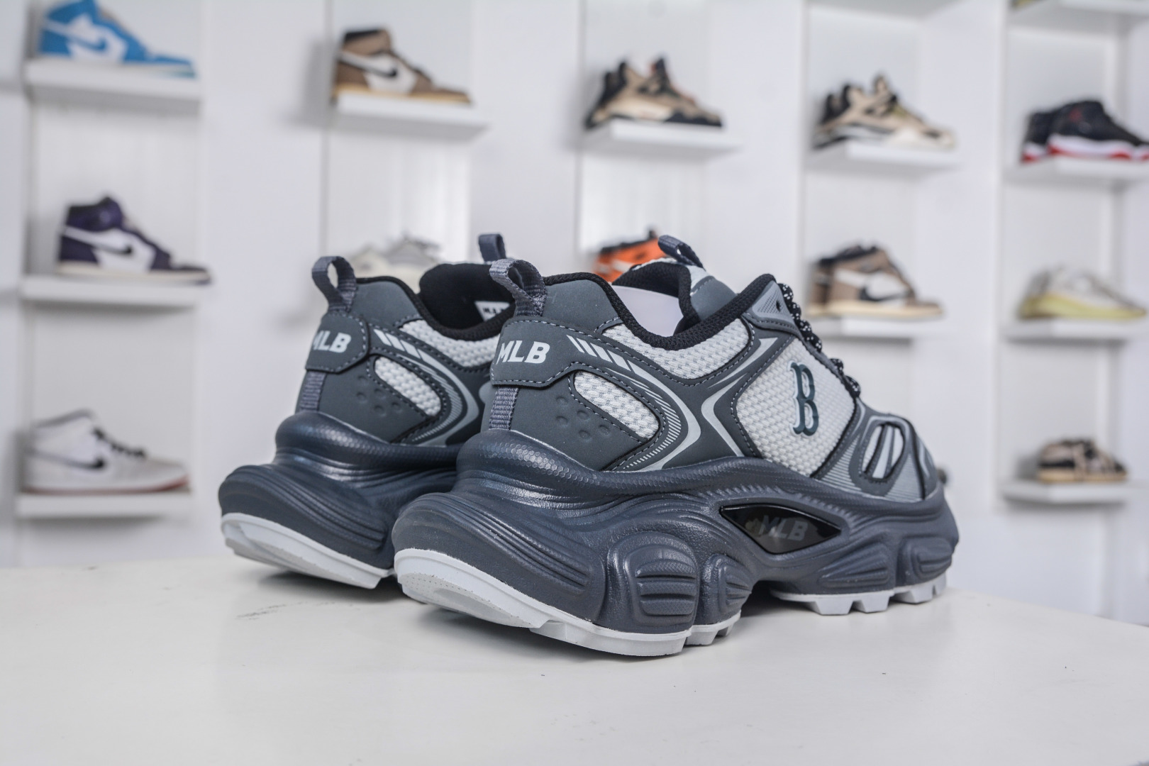 MLB Curve Runner Mono Mesh New York Yankees Fashion Chunky Sneakers 7 cmp i1758040189913 7232 0 5