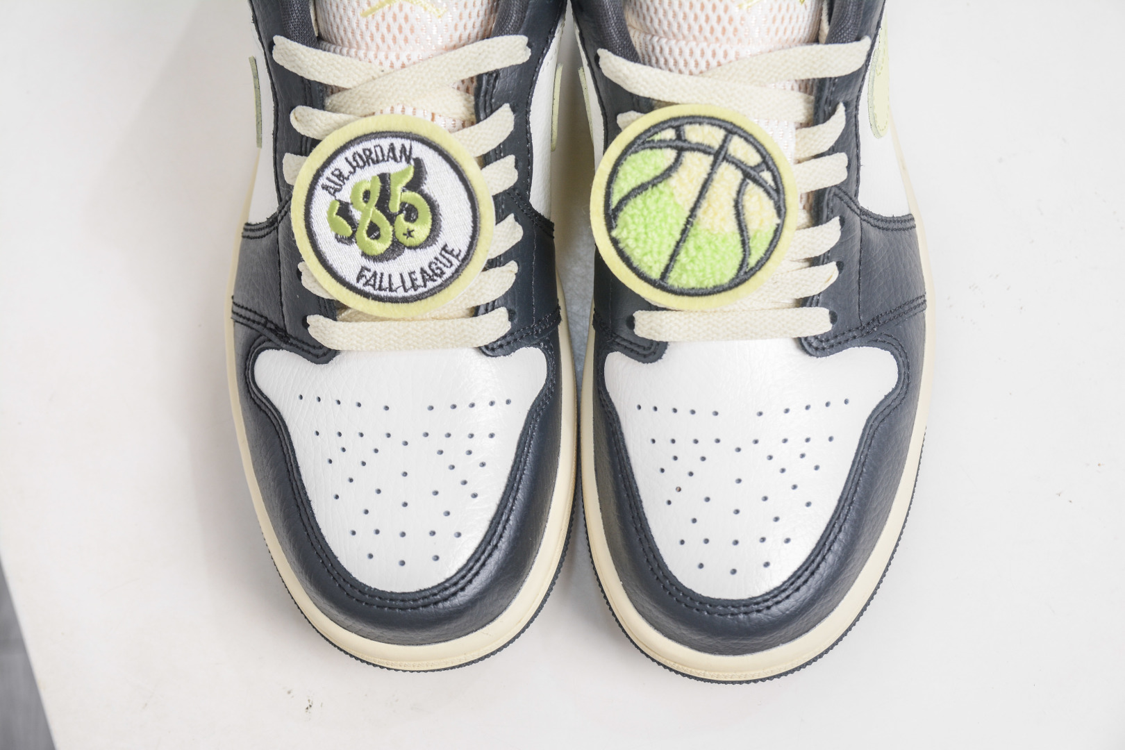 Air Jordan 1 Low White Black Electric Green - Iconic Style & Comfort 10 cmp i1758040312622 419 0 8