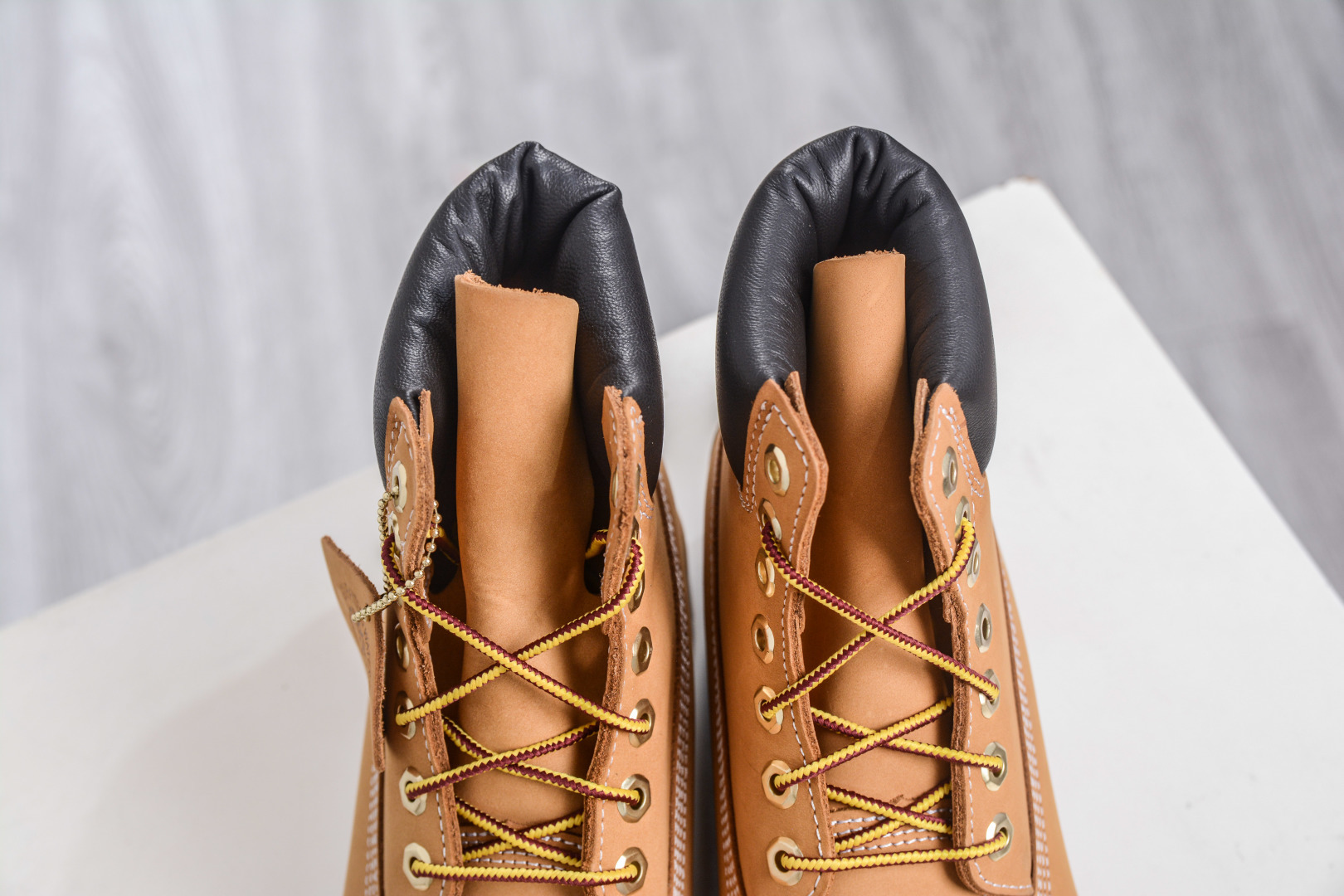 Timberland Classic Waterproof Leather Boots for Men and Women - Premium Quality 8 cmp i1758040604792 9092 0 7