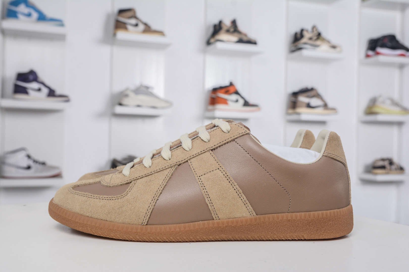 Maison Margiela Replica Sneakers - Calfskin Leather, Suede, and Rubber Sole 2 cmp i1758040775996 3111 0 0
