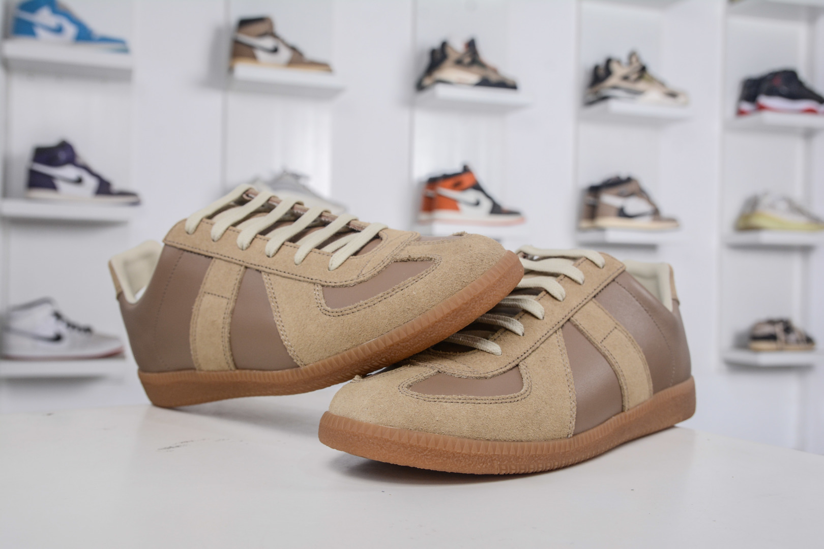 Maison Margiela Replica Sneakers - Calfskin Leather, Suede, and Rubber Sole 5 cmp i1758040775996 3793 0 3