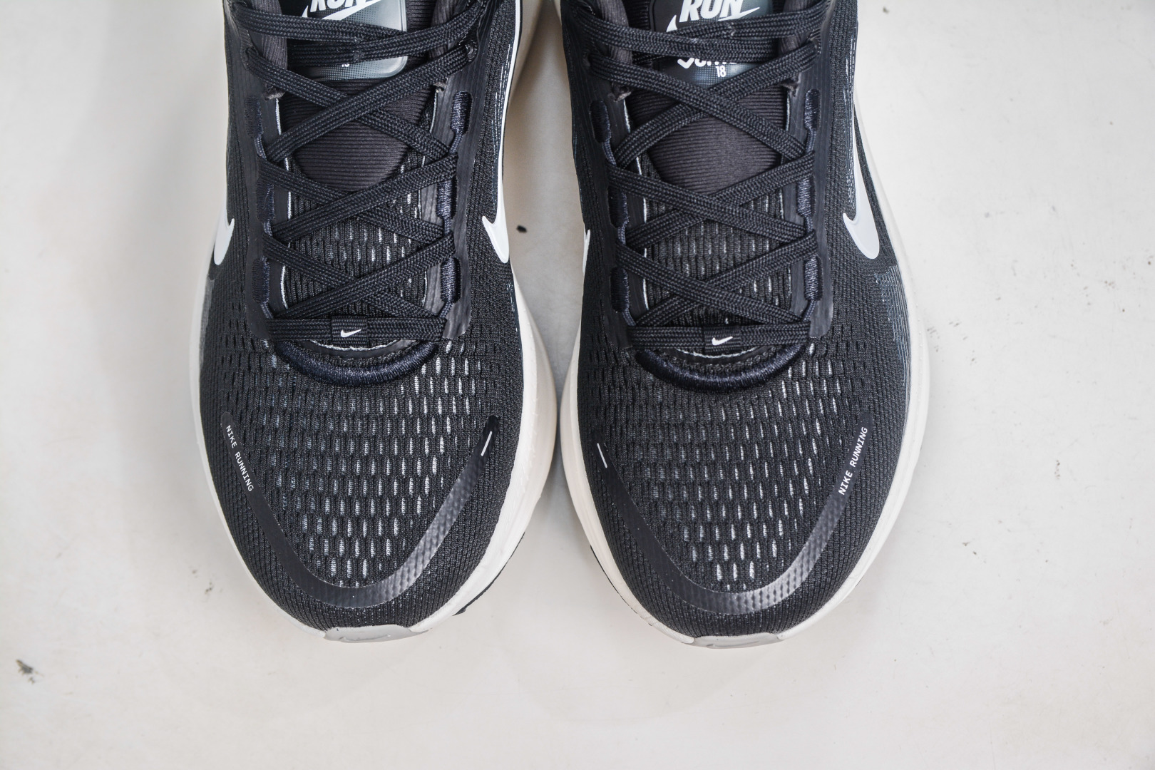 Nike Vomero 18 Running Shoes - Comfortable, Durable, and Stylish for Everyday Use 10 cmp i1758040840977 3888 0 8