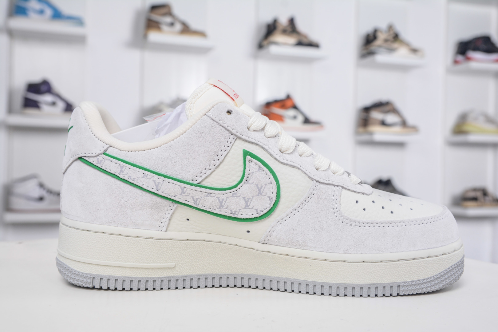 Nike Air Force 1 Low 07 x Louis Vuitton LV联名-米灰麂皮 YF9511-802