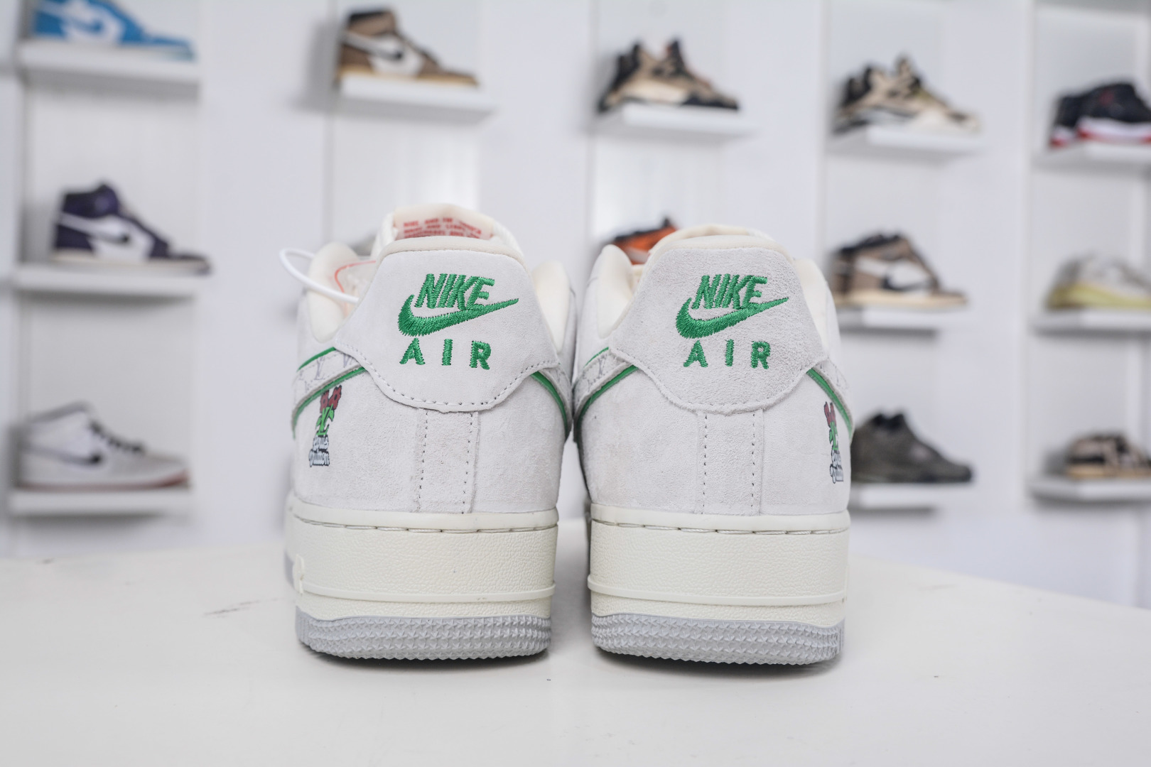 Nike Air Force 1 Low 07 x Louis Vuitton LV联名-米灰麂皮 YF9511-802