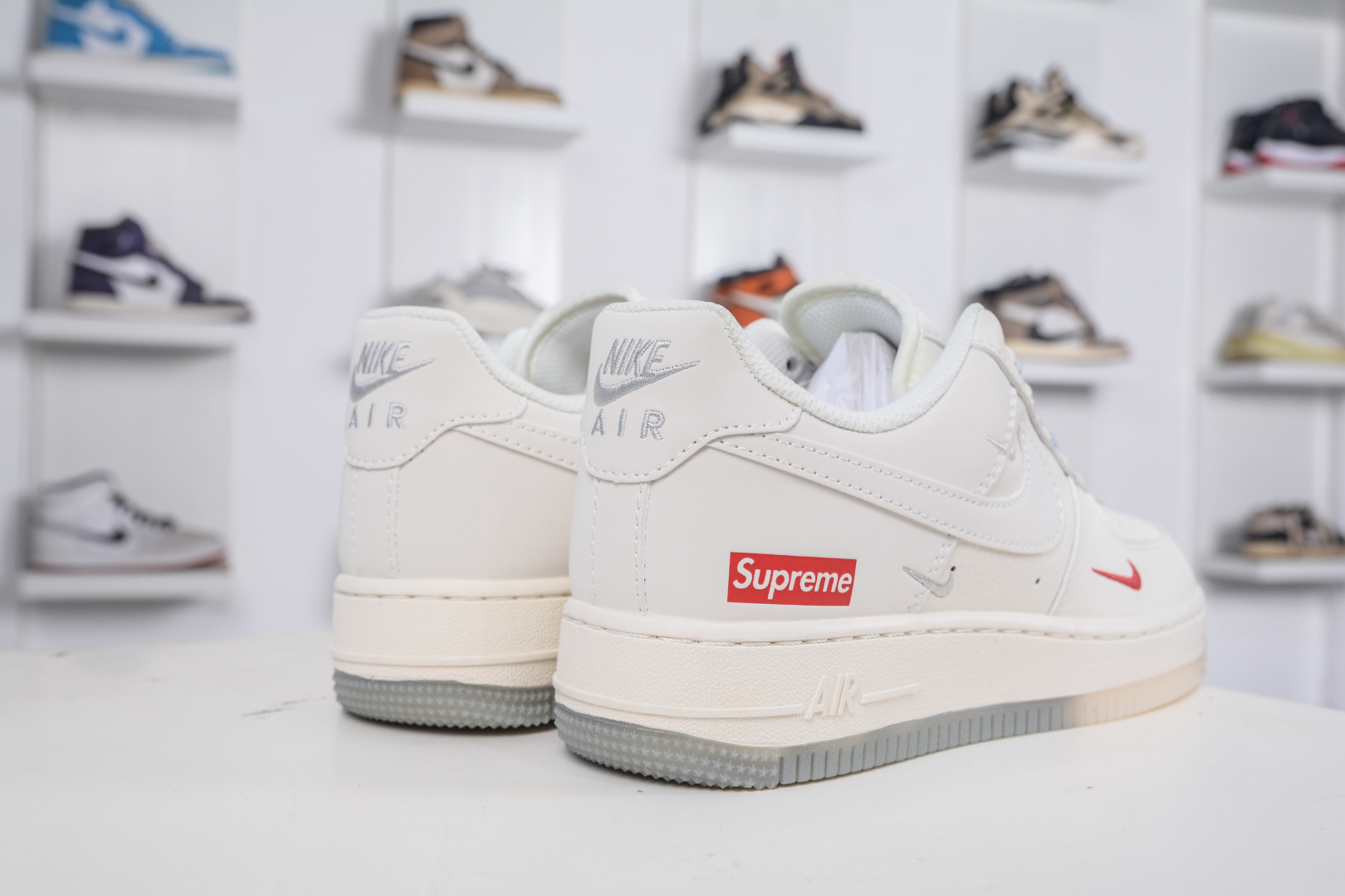 Nike Air Force 1 Low 07 x Supreme SUP联名-米白灰水晶底 XX3168-178