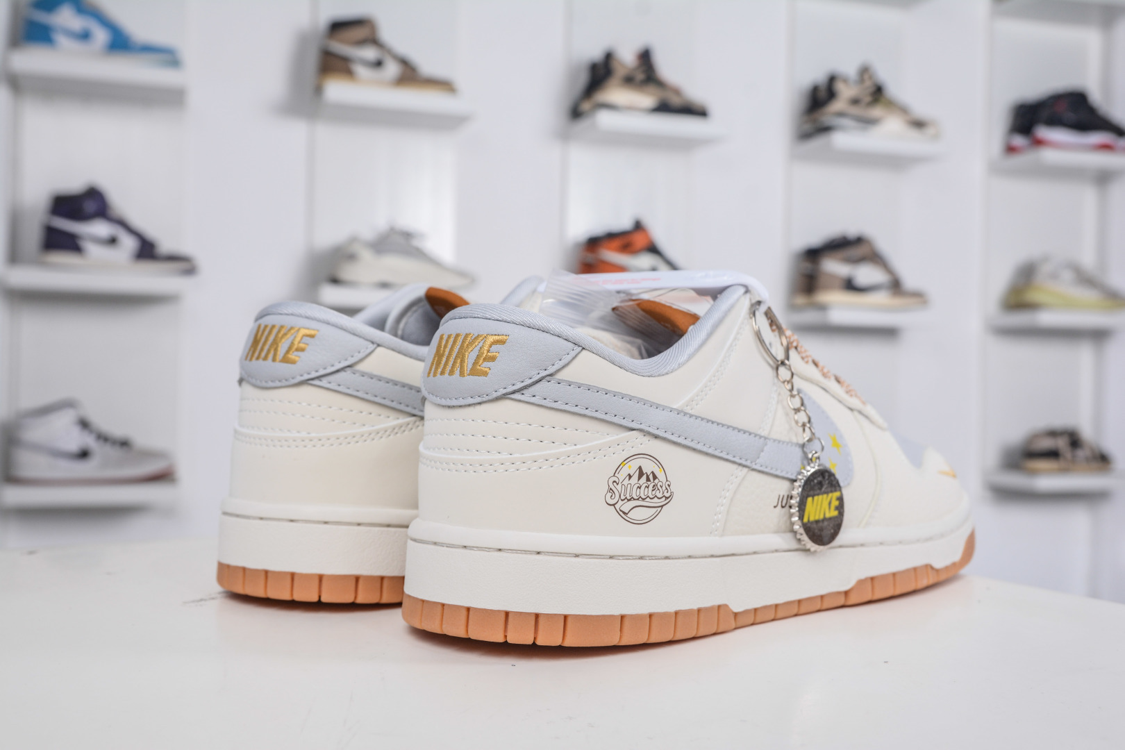 Nike SB Dunk Low x Ju Do It JDI联名-白灰小勾 LW1818-122