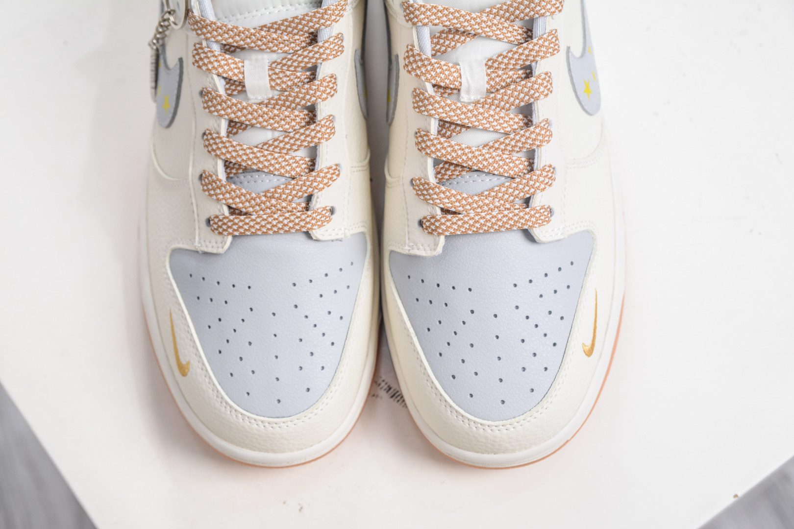 Nike SB Dunk Low x Ju Do It JDI联名-白灰小勾 LW1818-122