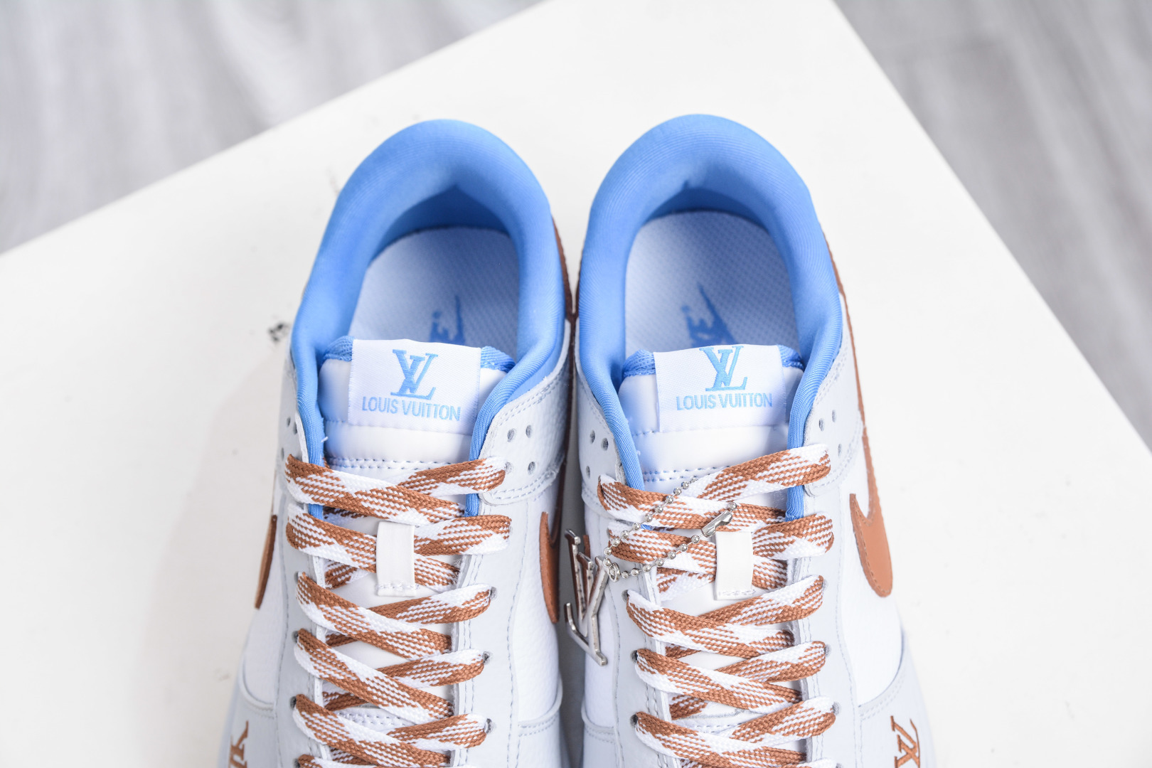 Nike SB Dunk Low x Louis Vuitton LV联名-白蓝棕 SC0601-474