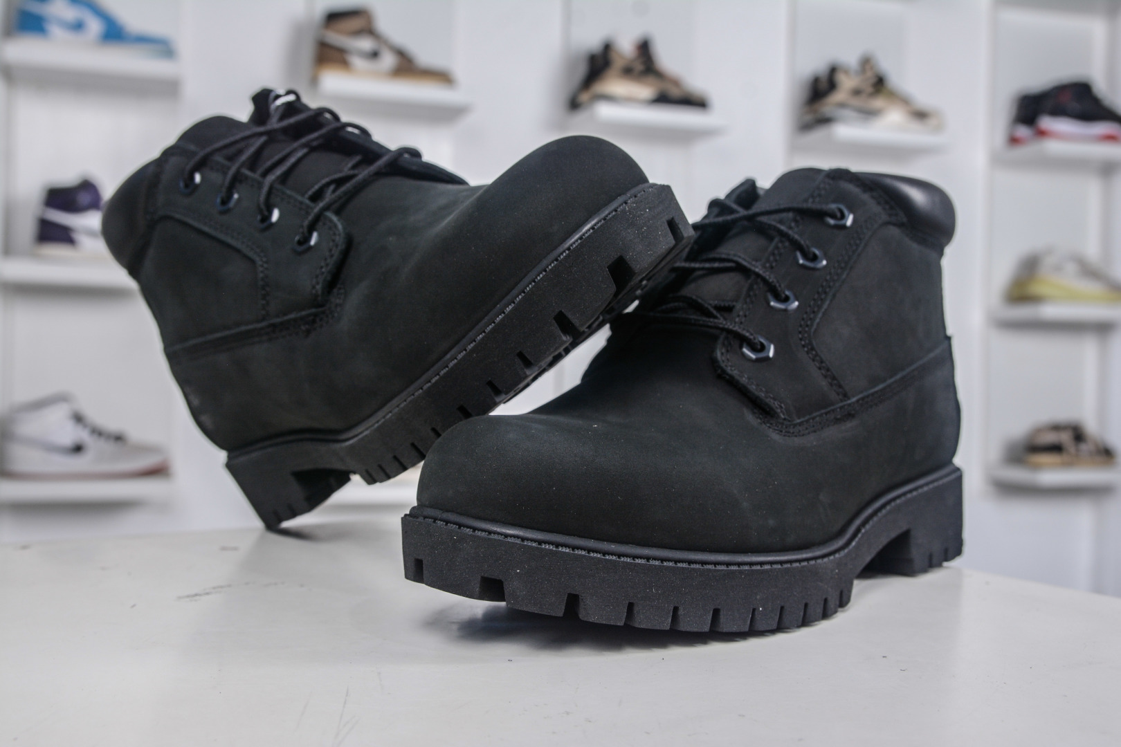 310 顶级 添柏岚/天伯伦 Timberland 踢不烂/经典款中帮黑色32085