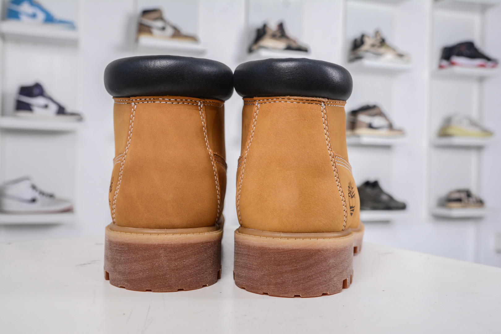 310 顶级 添柏岚/天伯伦 Timberland 踢不烂/经典款中帮黄色23061