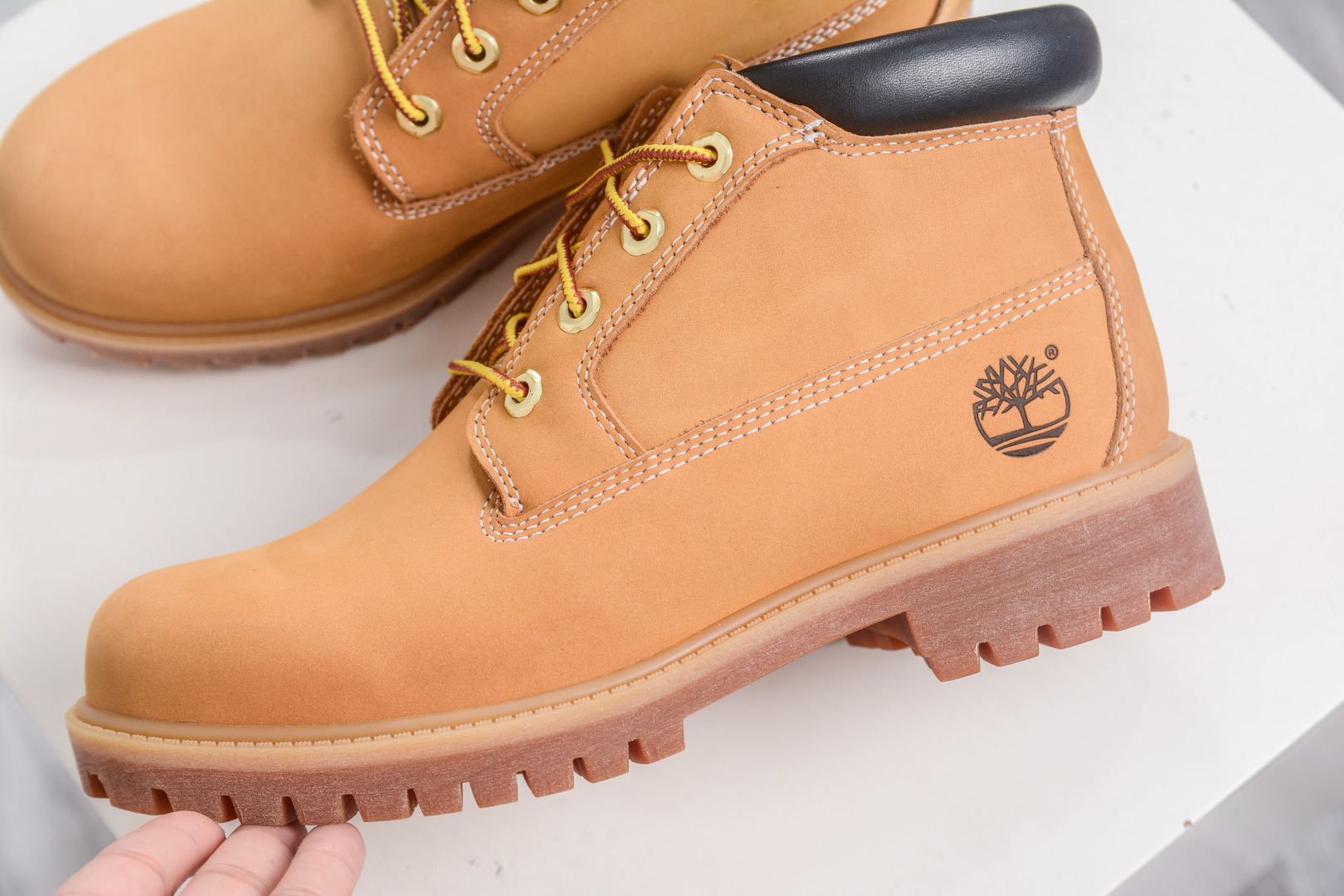 310 顶级 添柏岚/天伯伦 Timberland 踢不烂/经典款中帮黄色23061