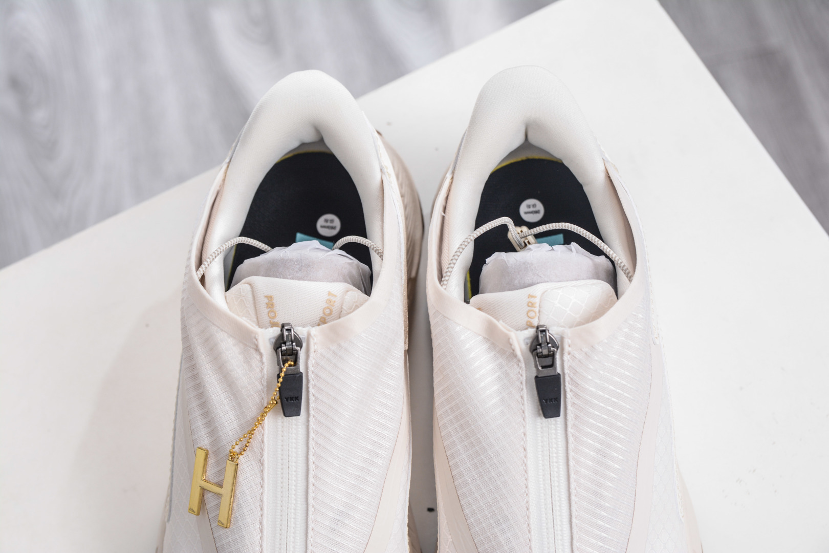 210 X版 HOKA ONE ONE PROJECT TRANSPORT 舒适百搭防滑耐磨低帮生活休闲鞋 1162850/ATRT