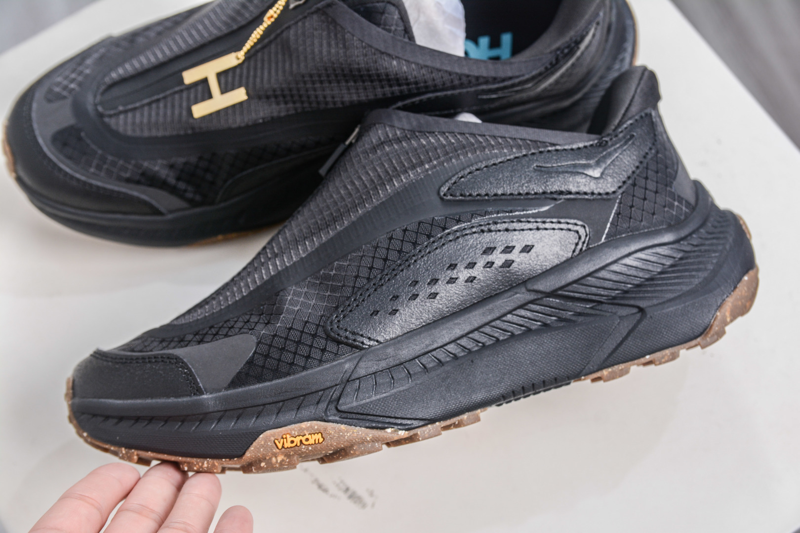 210 X版 HOKA ONE ONE PROJECT TRANSPORT 舒适百搭防滑耐磨低帮生活休闲鞋 1162850/CRBN