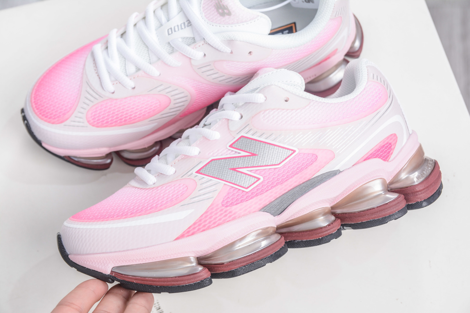 220 X版 New Balance NB2000 舒适百搭防滑耐磨低帮 休闲跑步鞋 U2000ETC