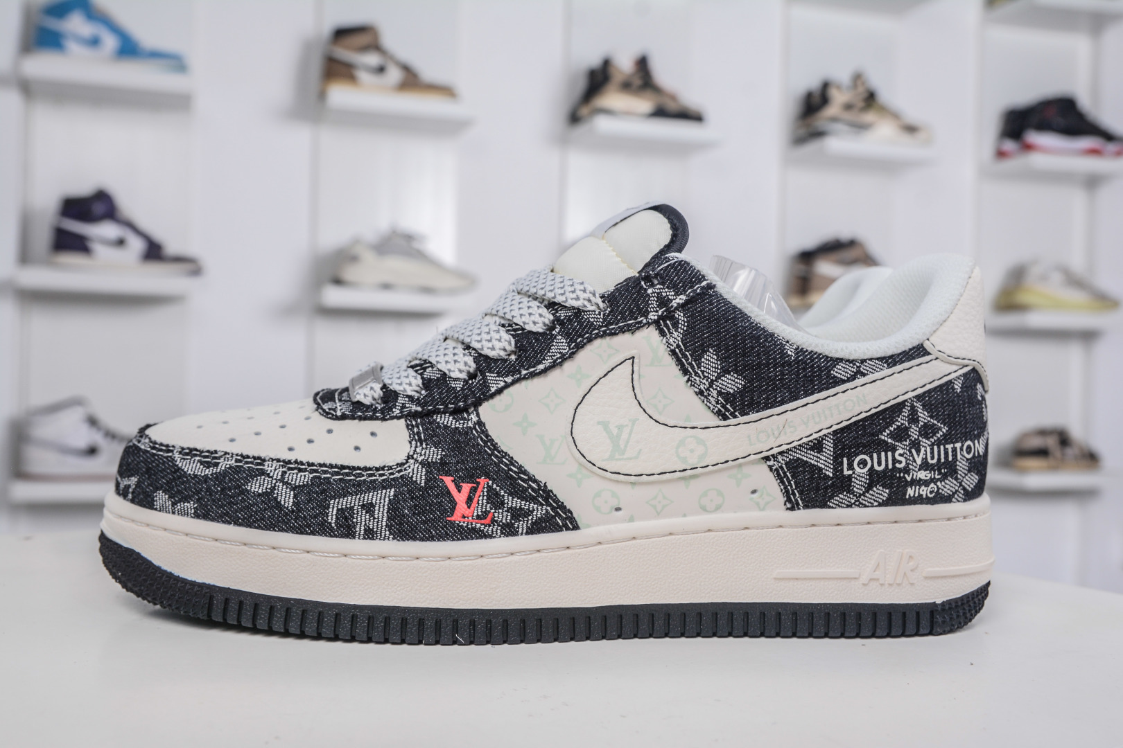 260 Nike Air Force 1 Low 07 x Louis Vuitton LV联名-牛仔米黑缝线 MZ9588-815-Chinese UA Cheap High Quatity Brand Clothes Bags handbags Sneakers wholesale wholesaler seller from China Factory suppliers Fashion Clothing Shoes best Quality Beautiful Price 260 Nike Air Force 1 Low 07 x Louis Vuitton LV联名-牛仔米黑缝线 MZ9588-815